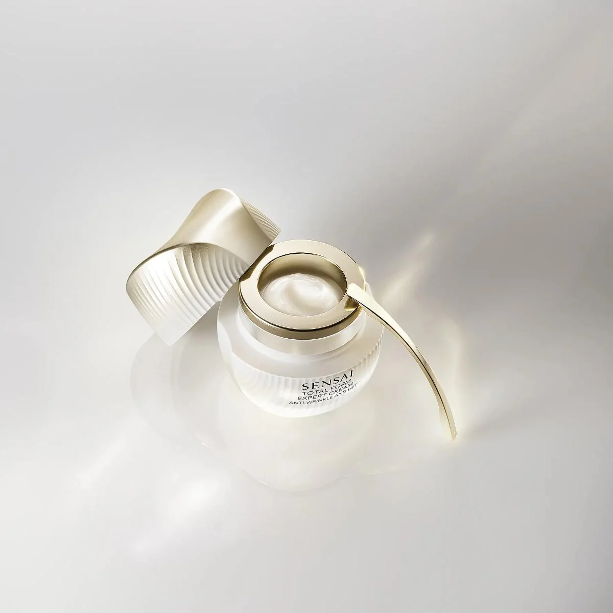 Total Form Expert Cream - Anti Wrinkle & Lift - REFILL - Image 6