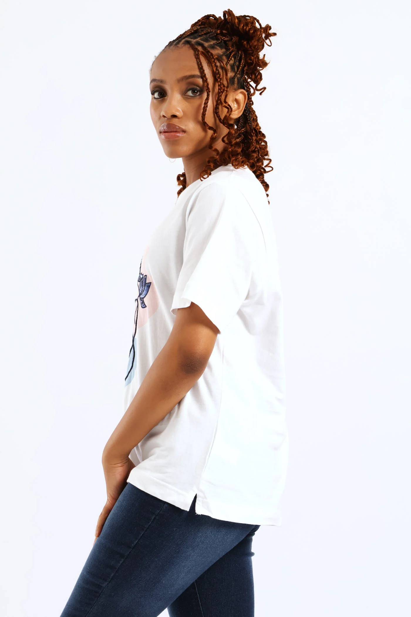 Sequin Cornelli Face Cotton Rib Neck Boxy Tee - White - Image 3