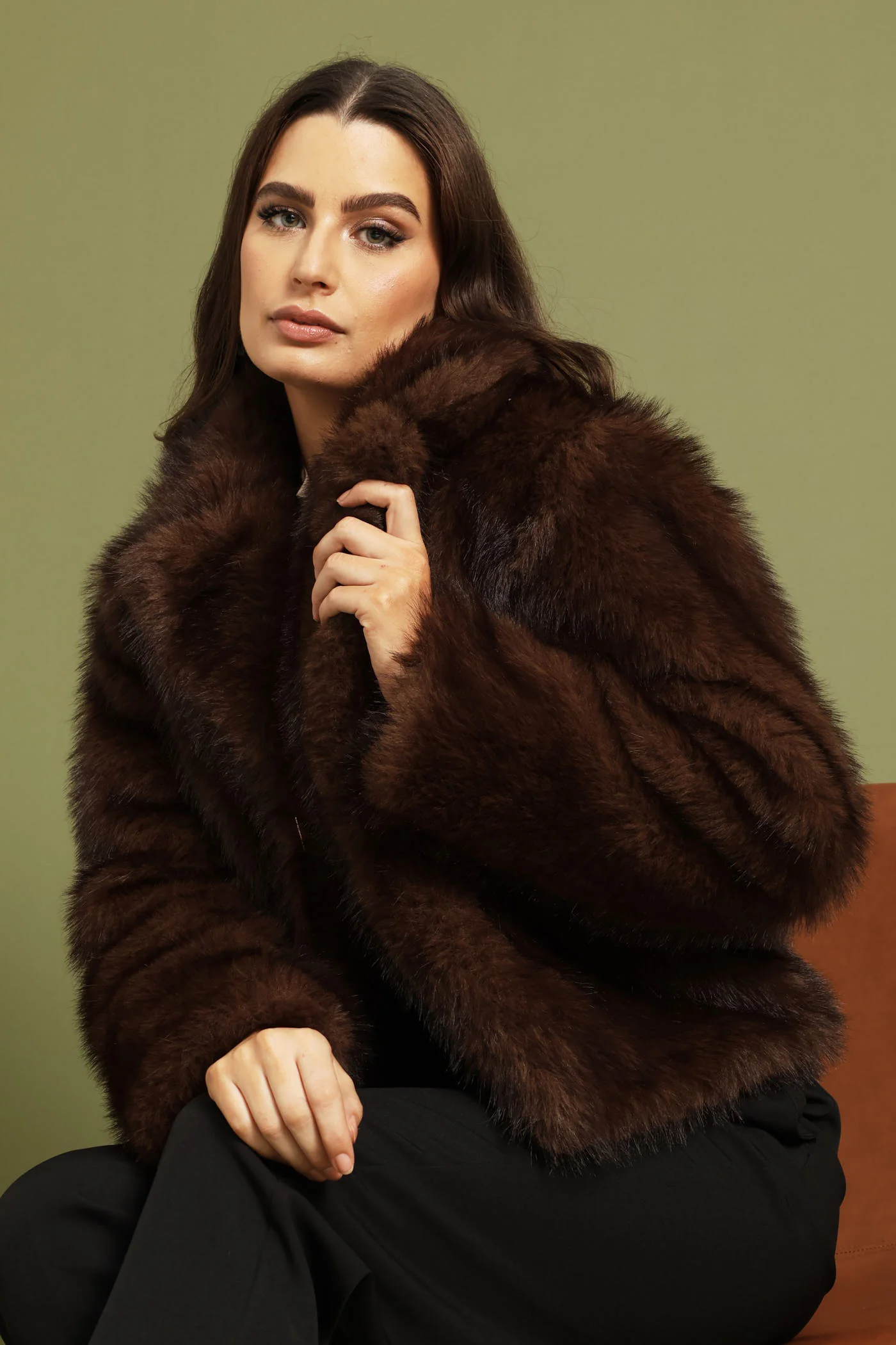 Fur Coat - Bitter Chocolate - Image 2