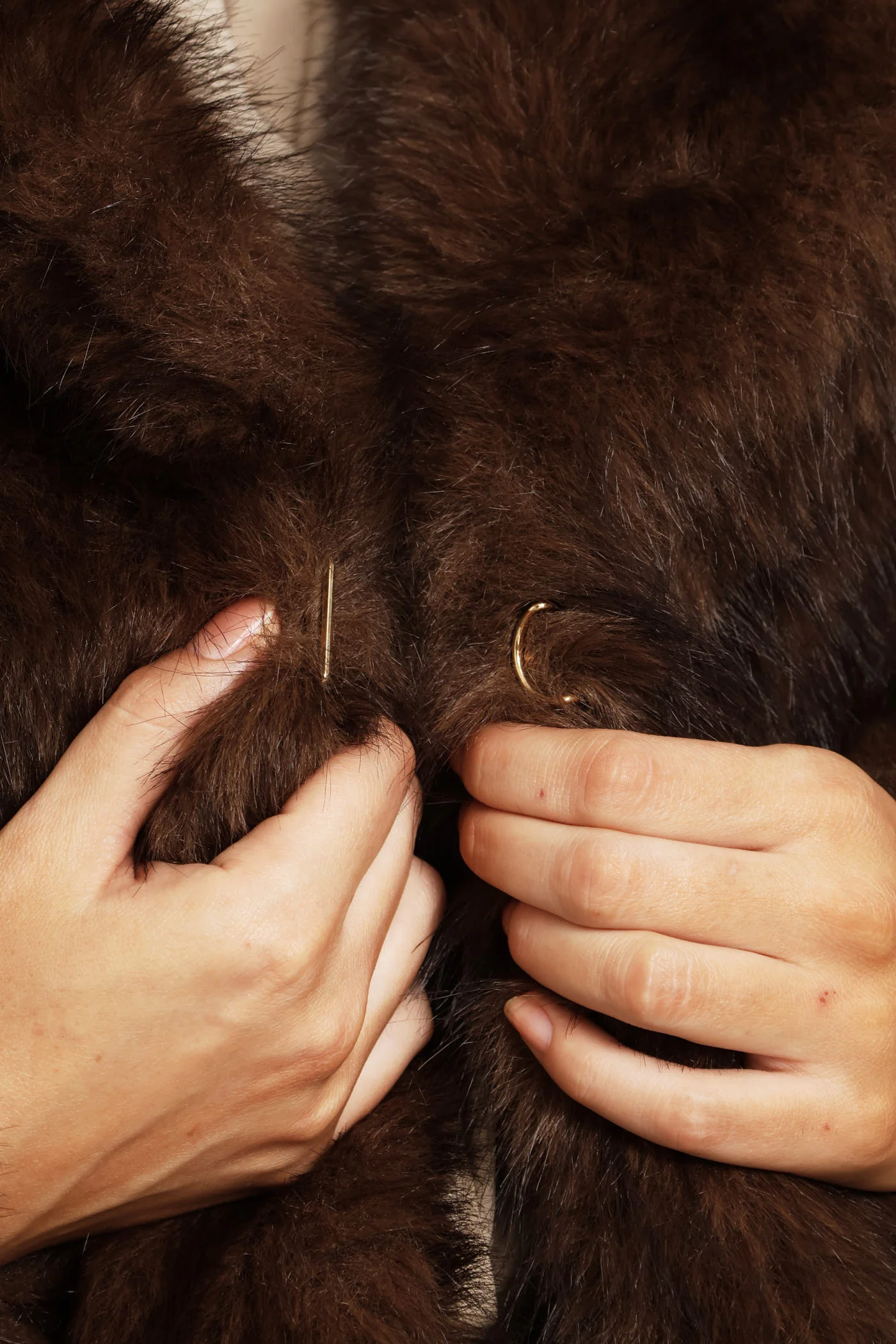 Fur Coat - Bitter Chocolate - Image 3