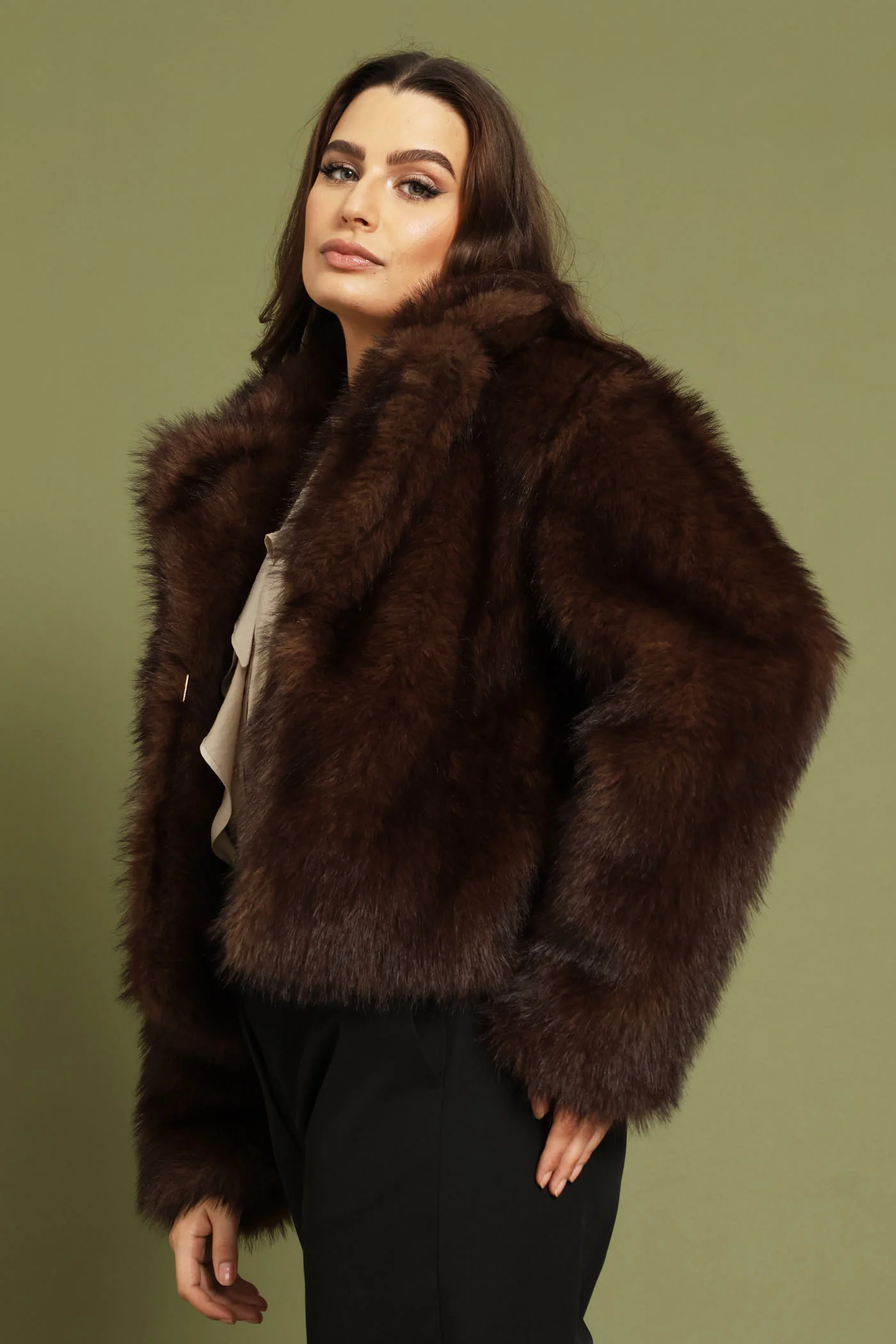 Fur Coat - Bitter Chocolate - Image 7