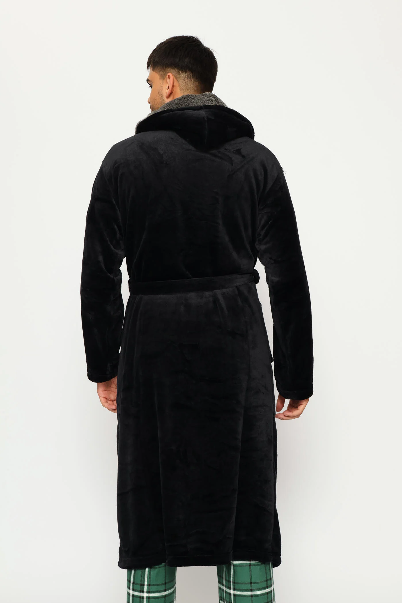 Sherpa & Coral Fleece Hooded Gown - Black - Image 2