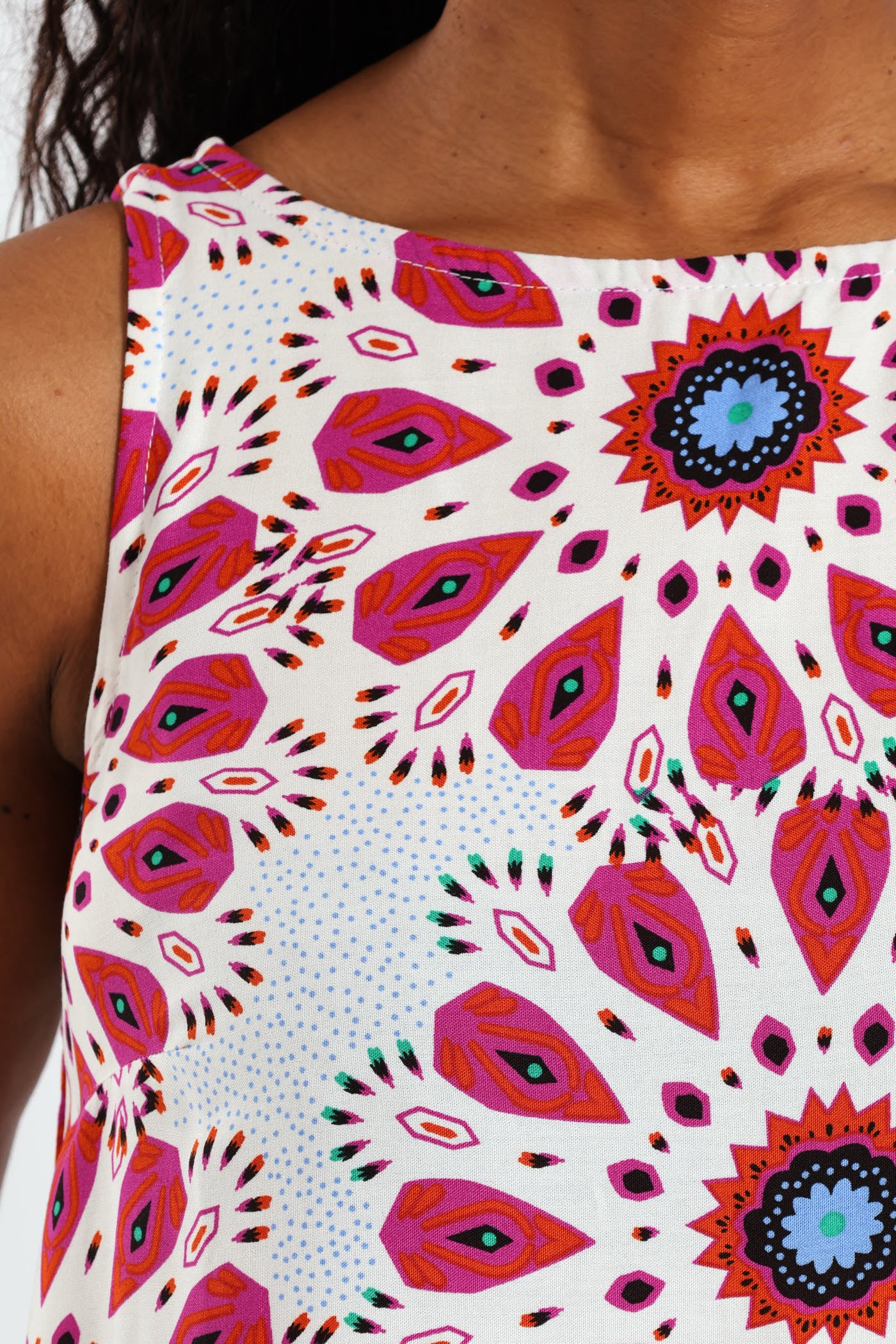 Shift Mini Dress With Border & Pocket Detail - Magenta - Image 4