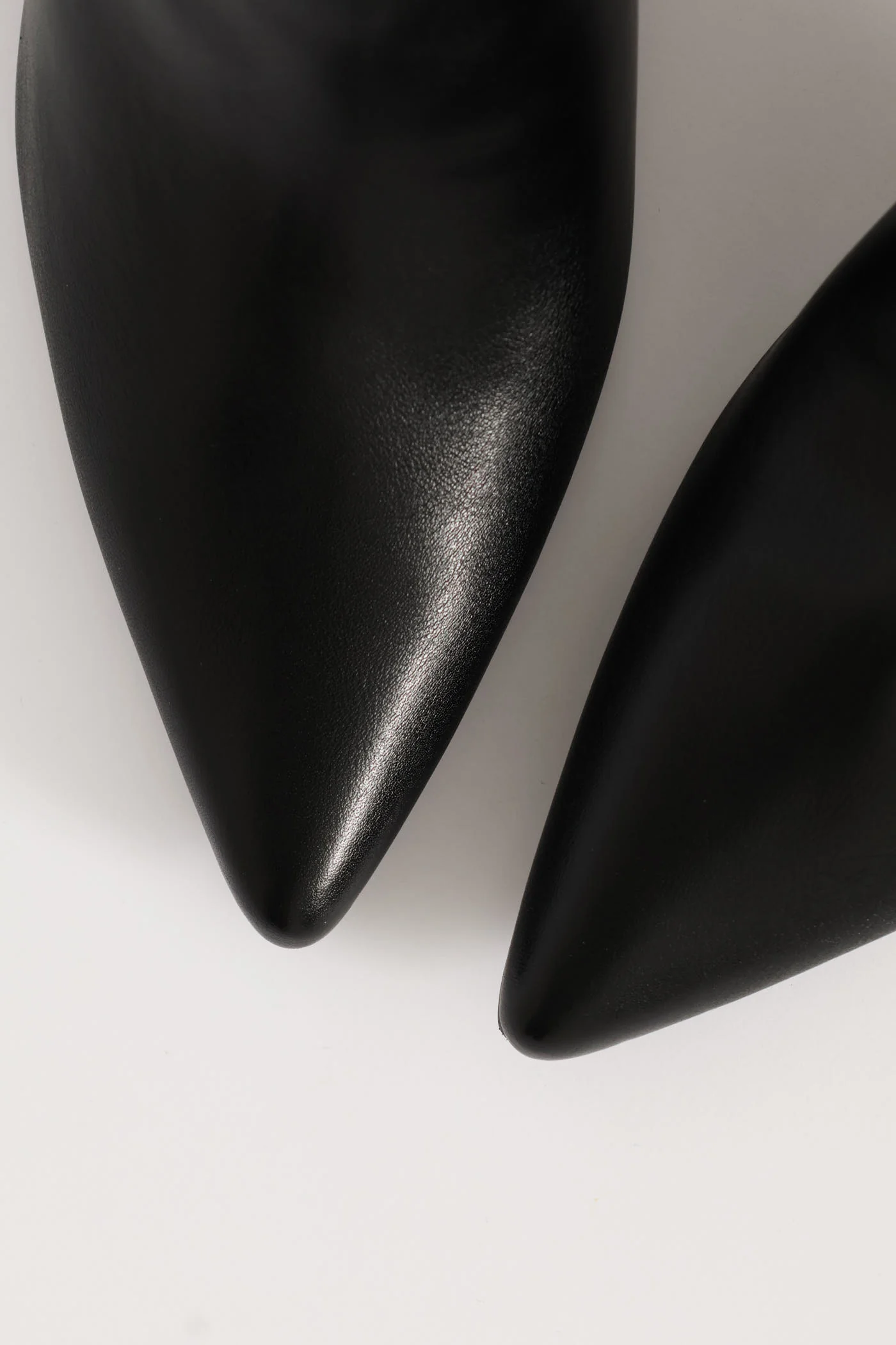 Shiny Pointed Ankle Boot - Black - Image 4