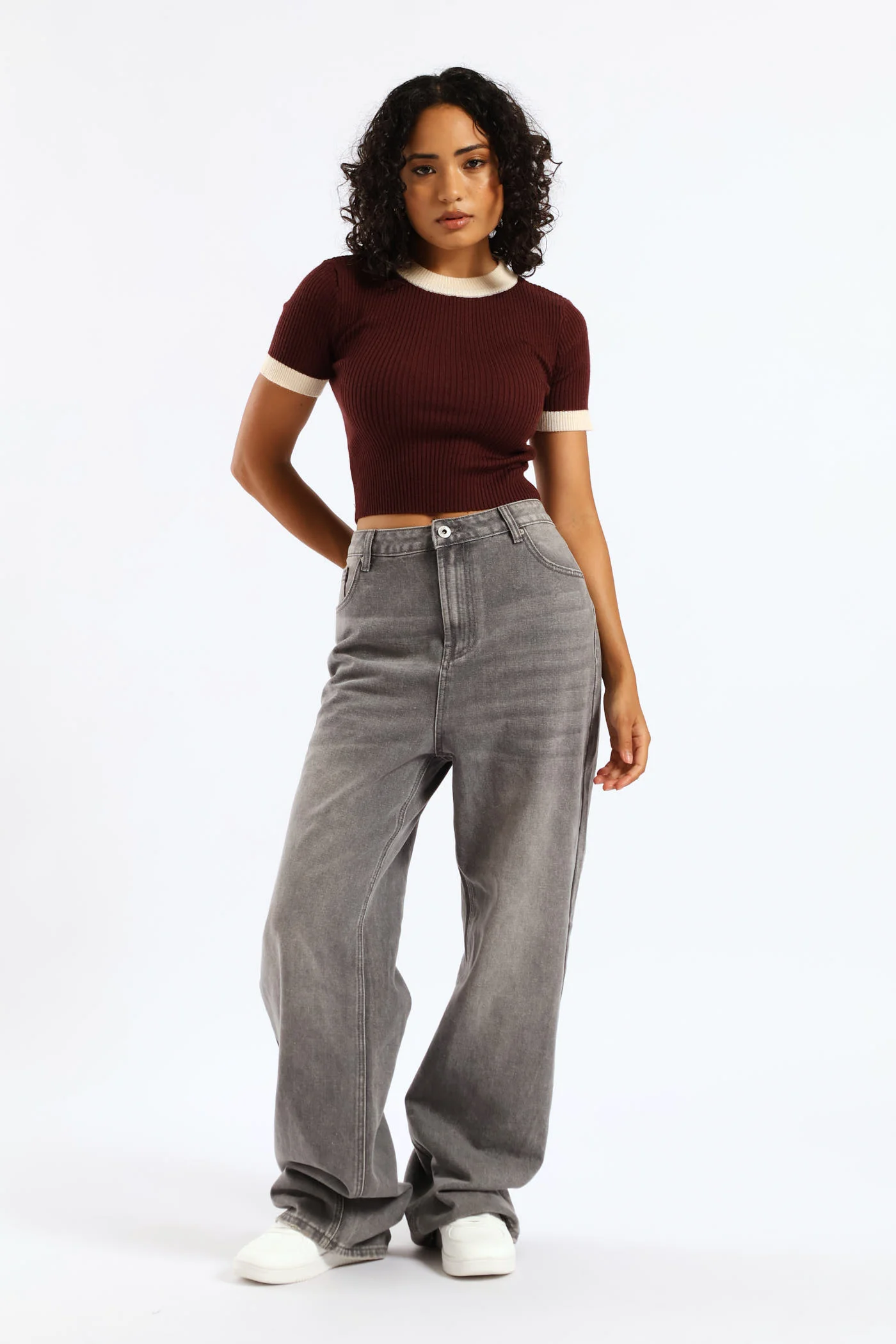 Short Sleeve Cropped Sweater Top - Merlot - Image 3