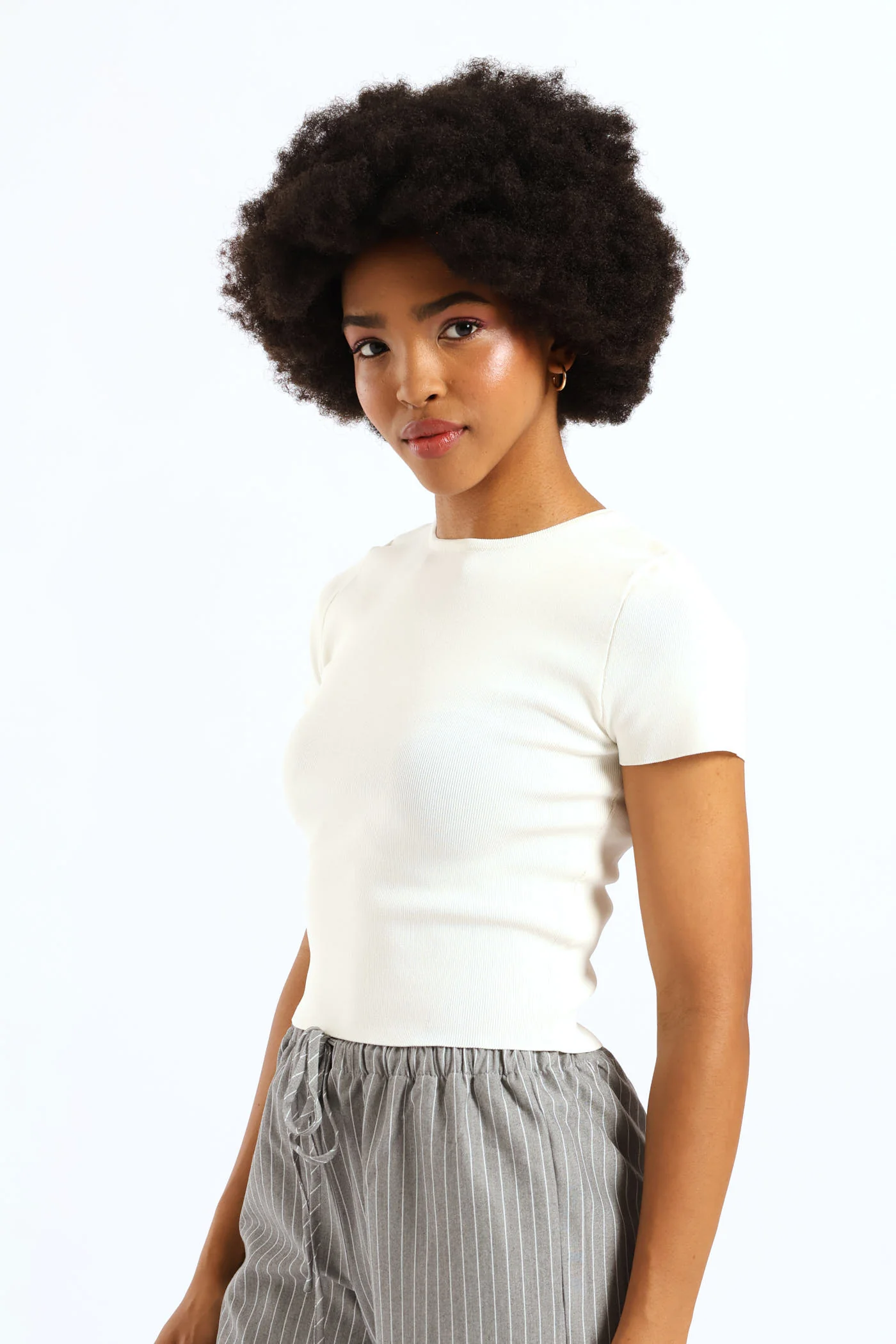 Short Sleeve Cropped Sweater Top - White - Image 7