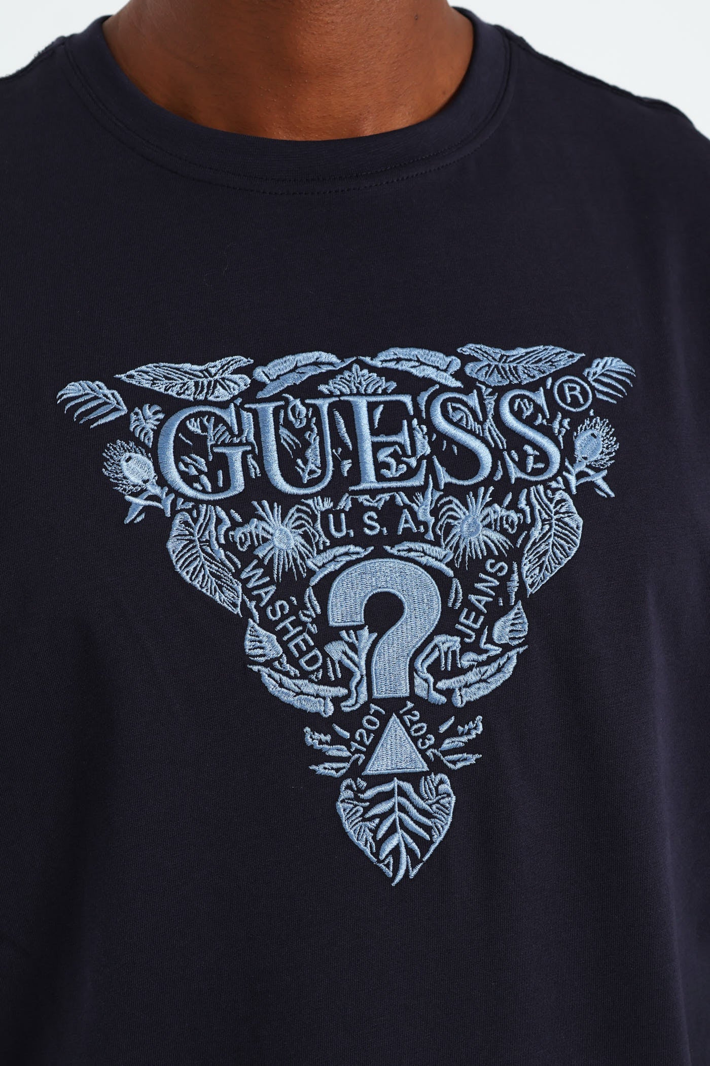 Short Sleeve Flower Embroidered Tee - Navy - Image 4