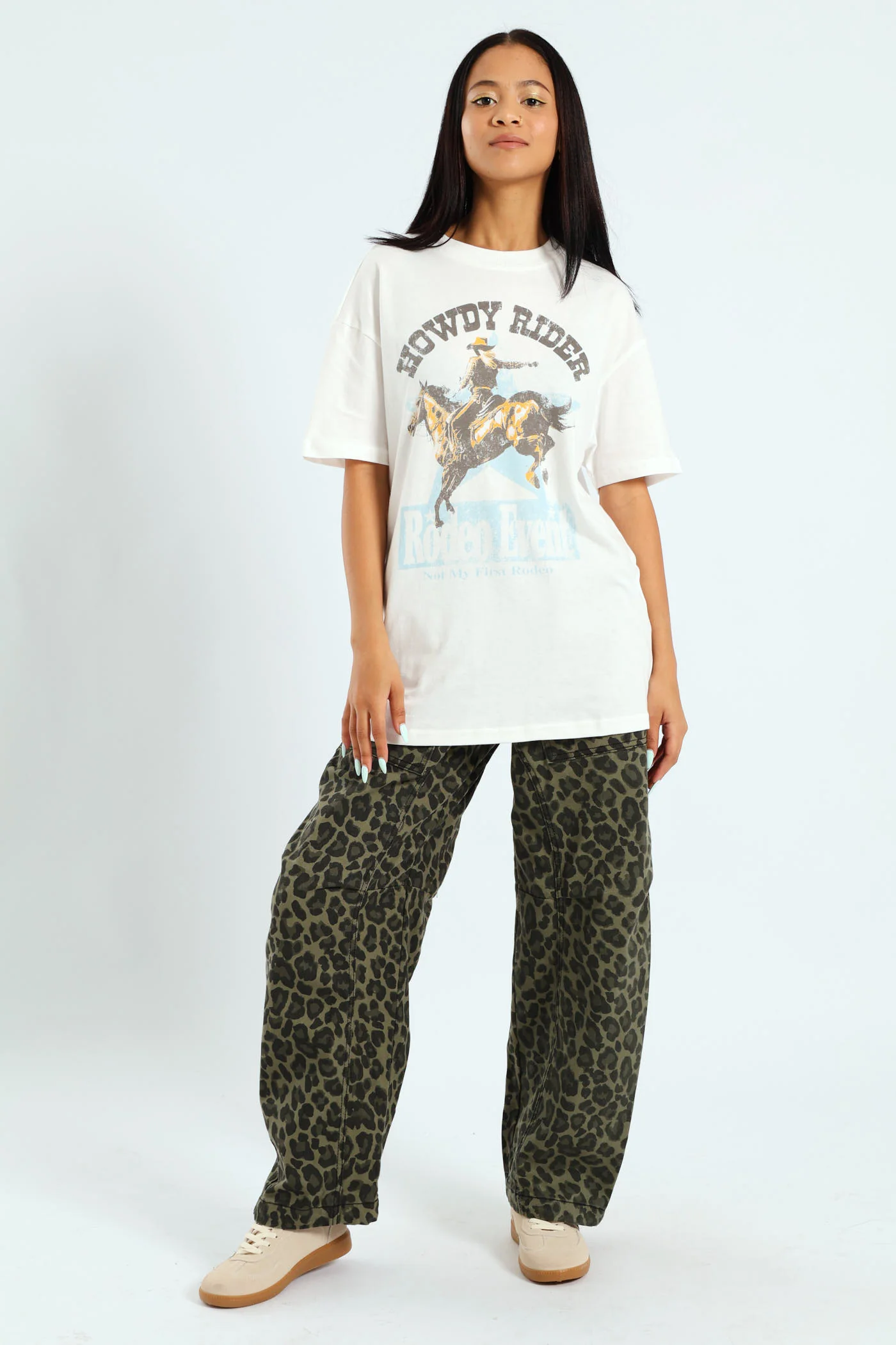 Short Sleeve Oversized Howdy Tee - Off White - Image 5