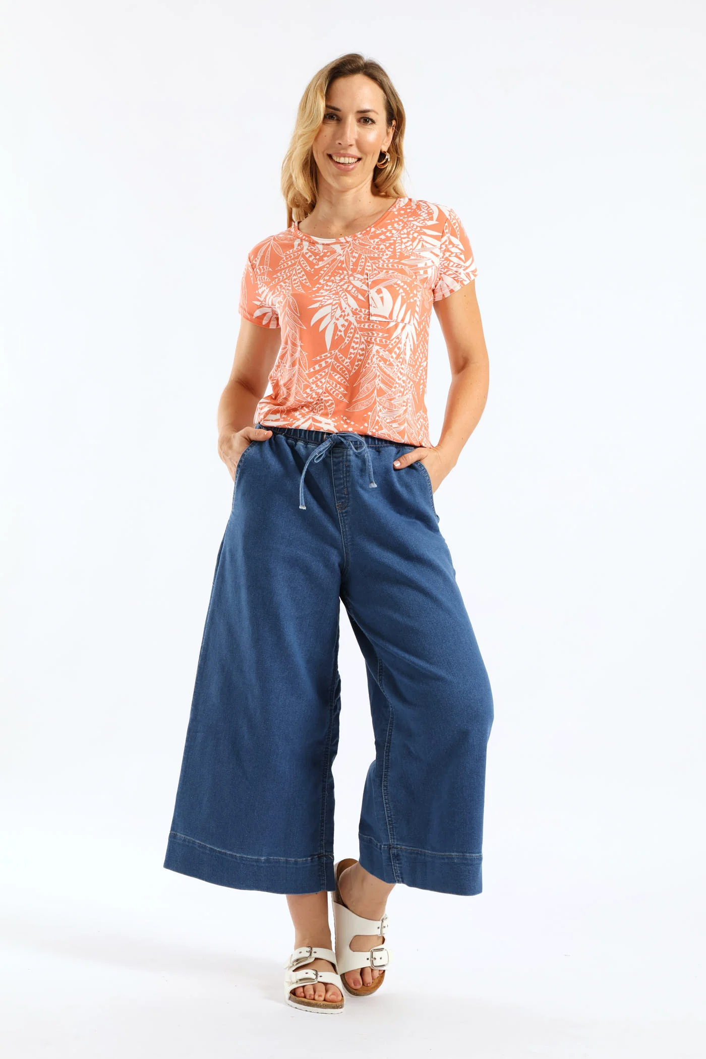 Short Sleeve Print Pocket Tee - Light Coral - Image 5