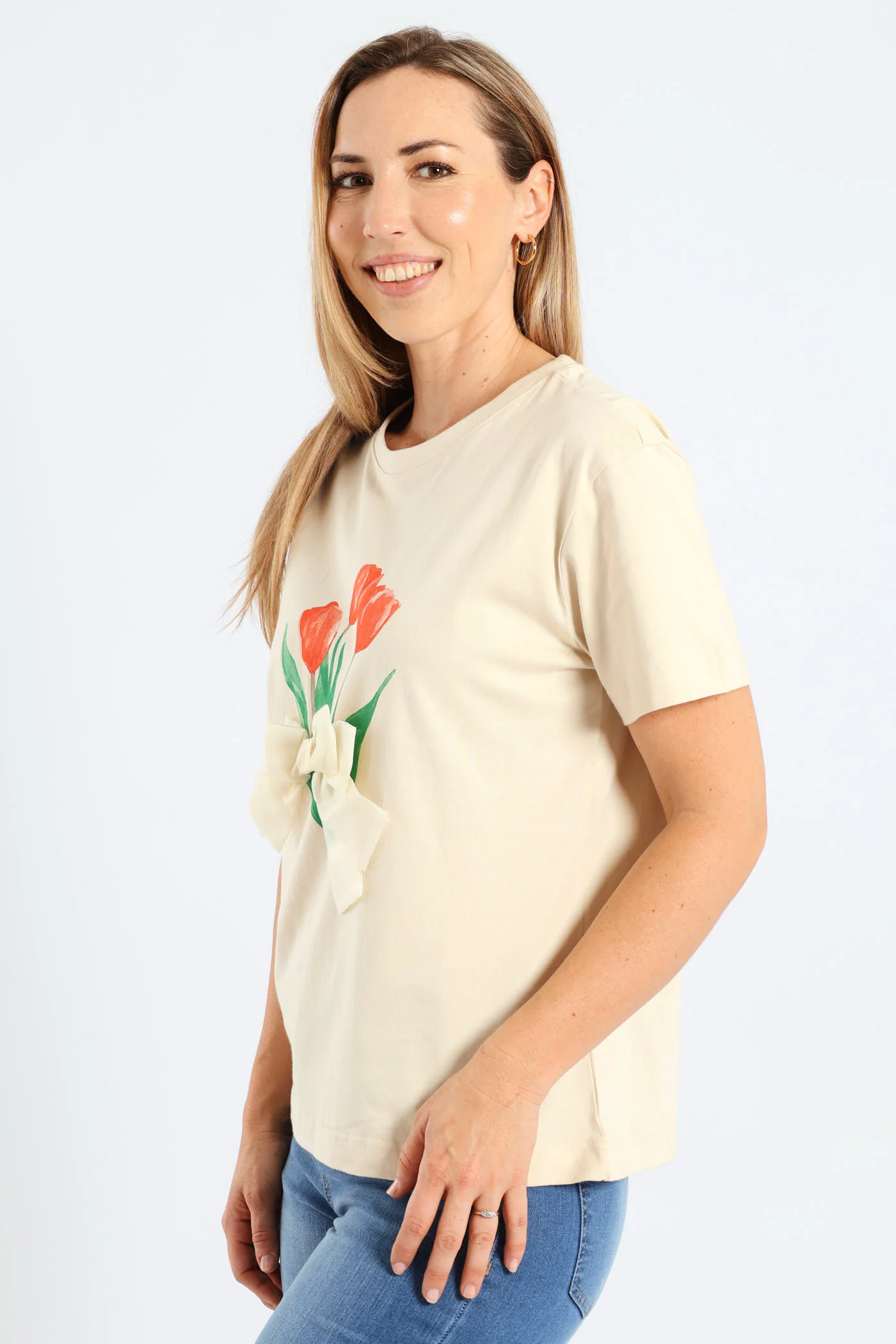 Short Sleeve Rib Neck Tullip 3-D Bow Tee - Light Stone - Image 3