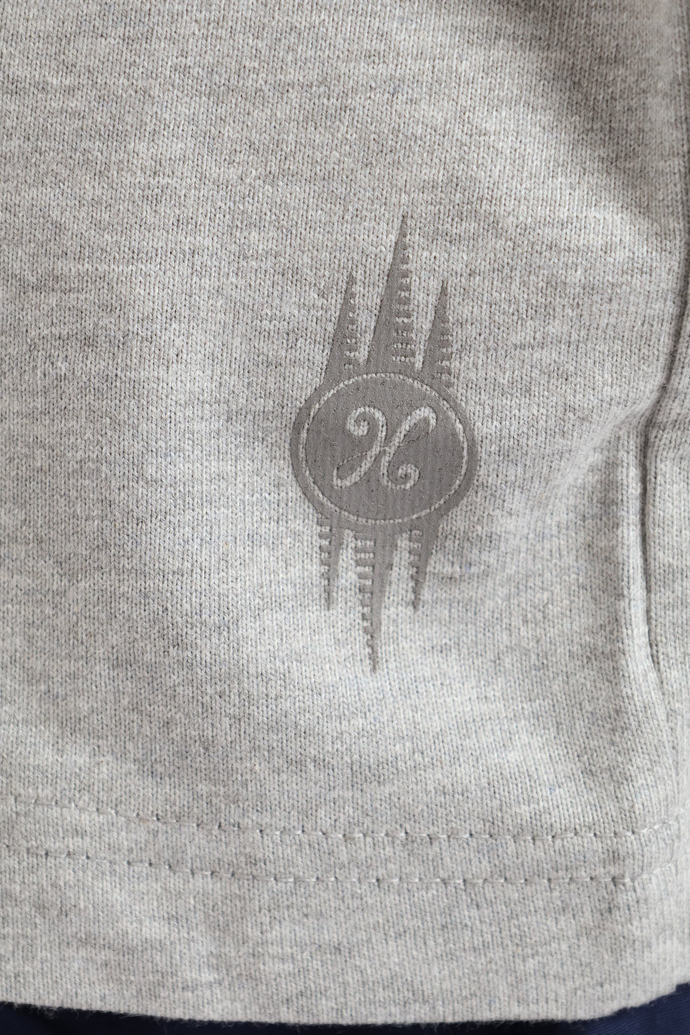 Shwe Shwe Tee - Grey - Image 2