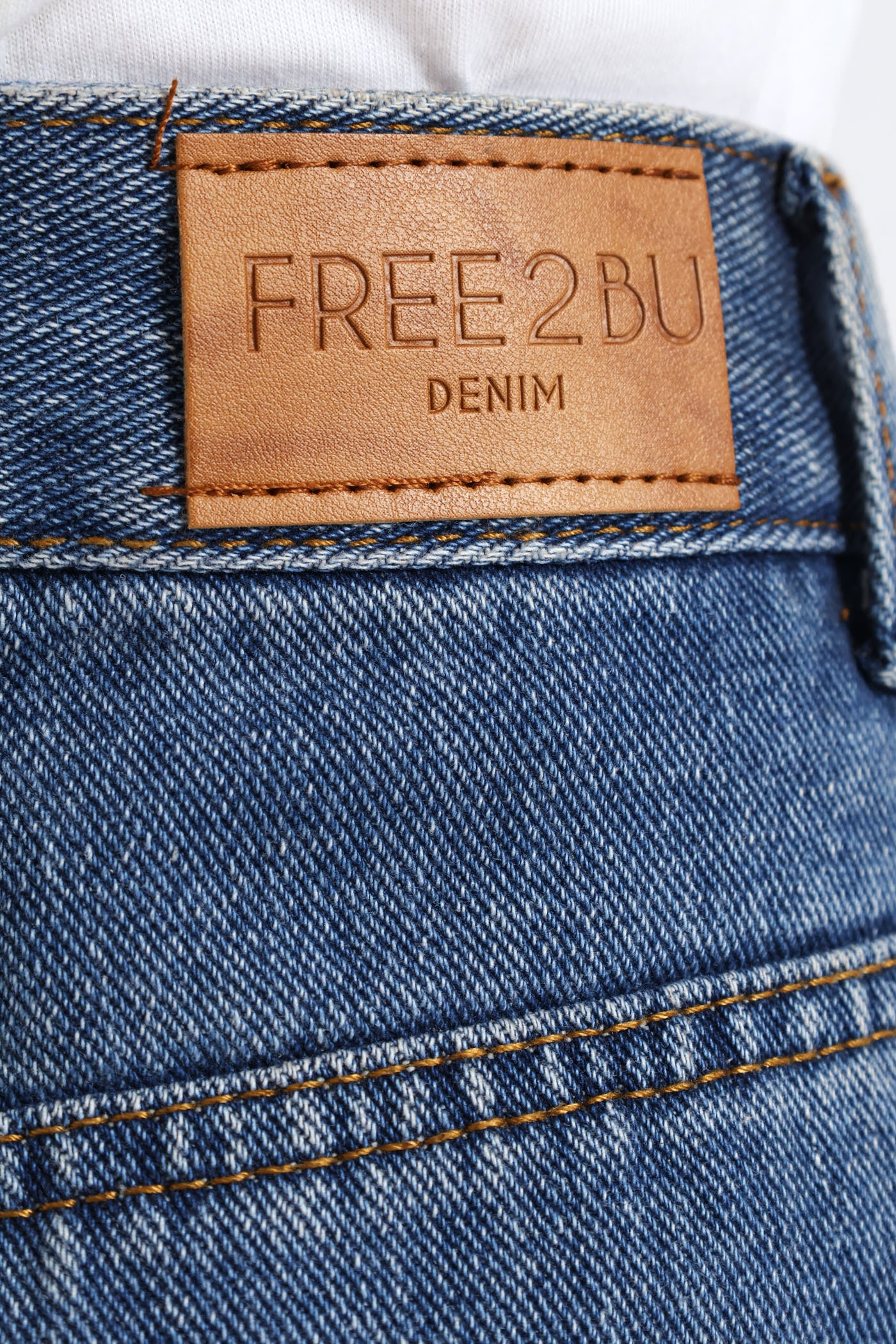 Side Panel Barrel Denim - Mid Blue - Image 8