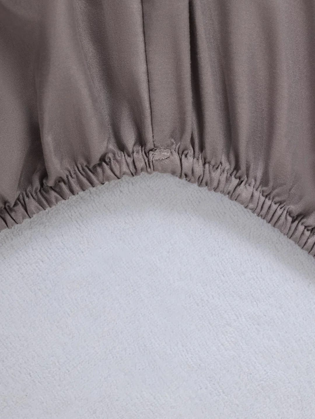 Single & 3/4 200TC Extra Length & Depth Fitted Sheet - Grey - Image 2