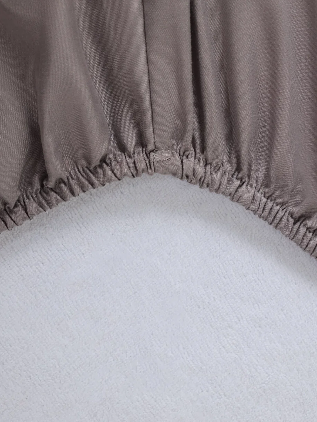Single & 3/4 200TC Standard Length Fitted Sheet - Grey - Image 2