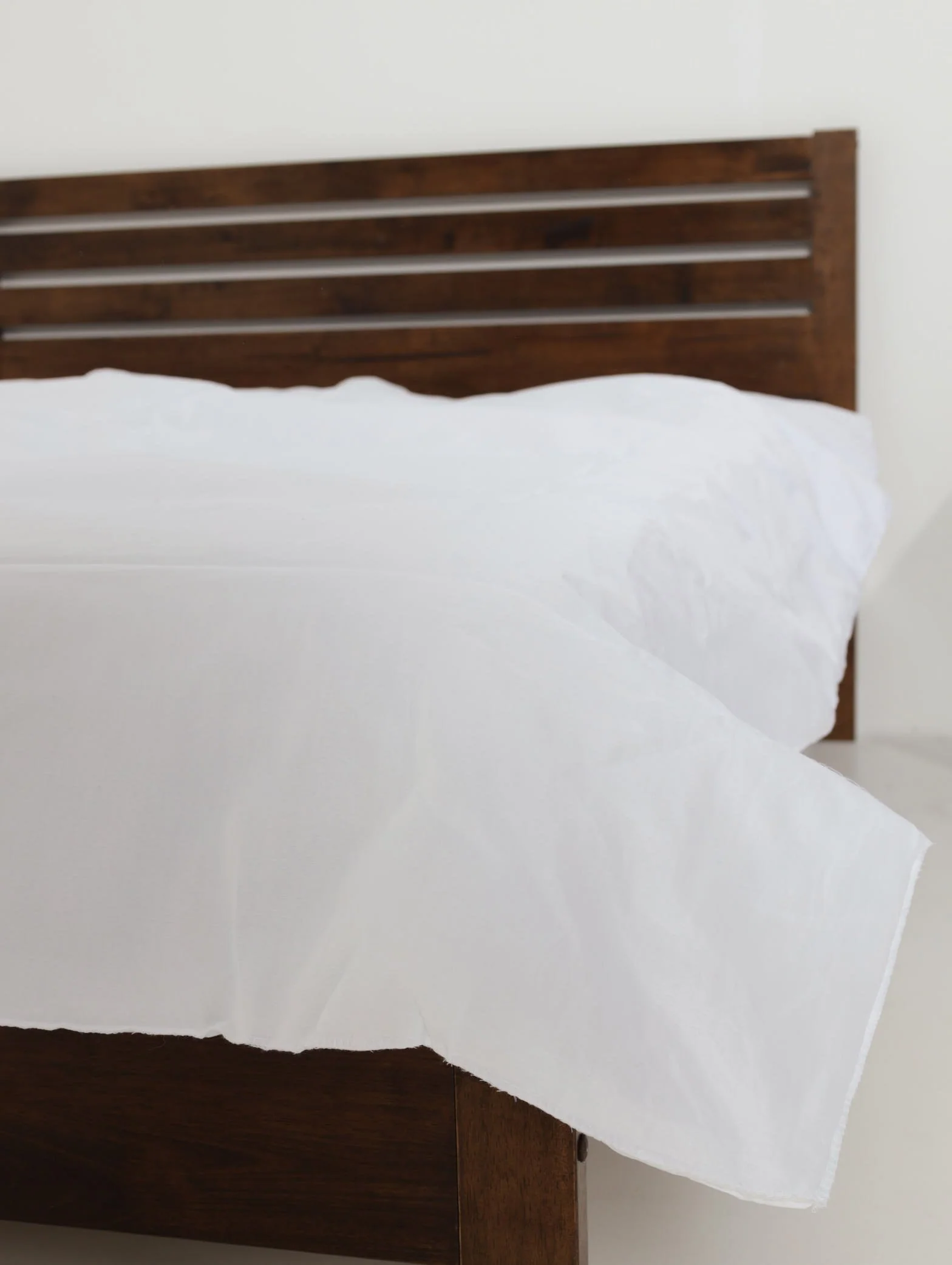 Single & 3/4 Hypoallergenic Hollow Fibre Duvet Inner - White - Image 2