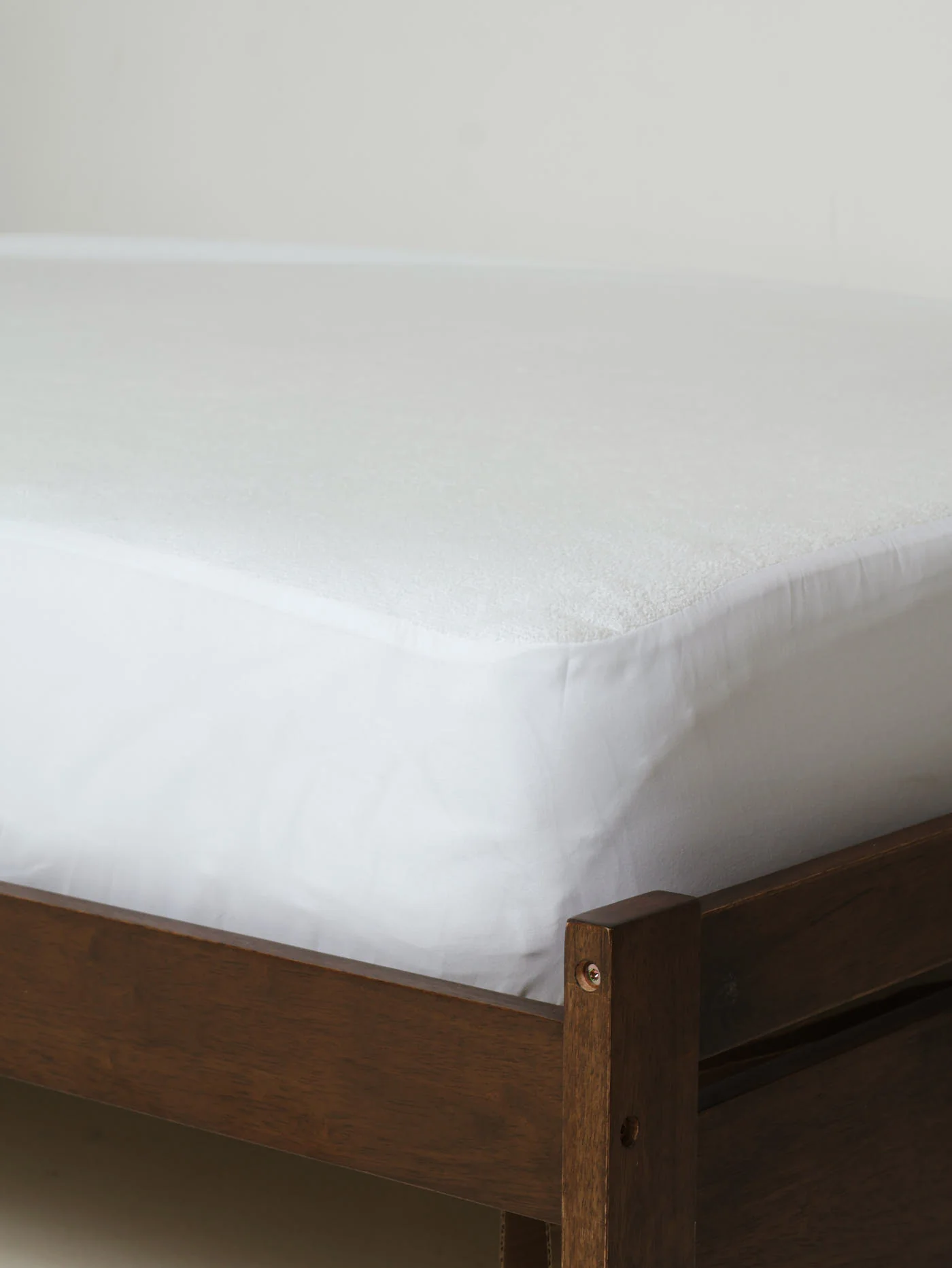 Single & 3/4 Waterproof Towelling Mattress Protector - White - Image 2