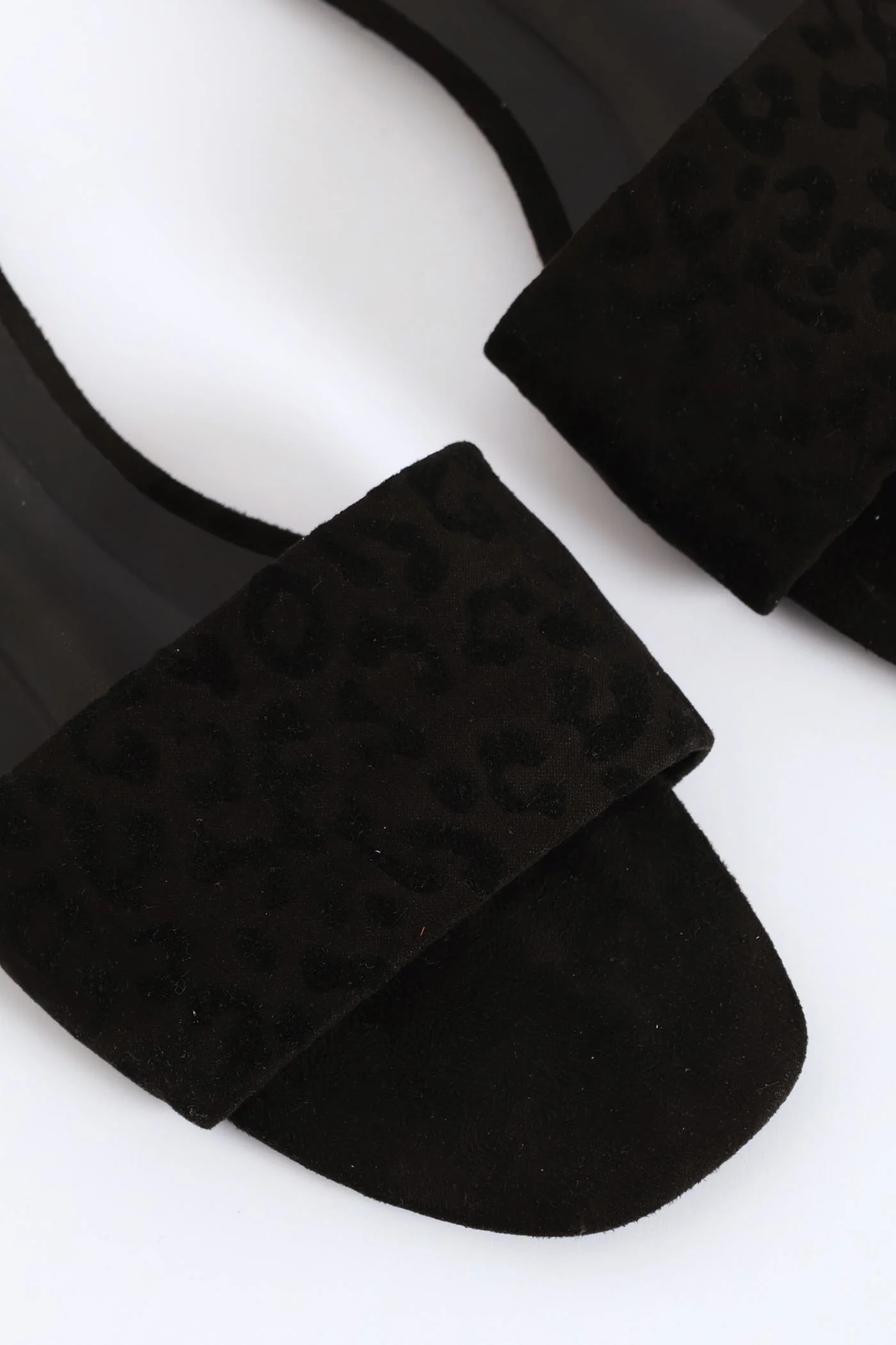 Single Band Animal Print Mule Sandal - Black - Image 2