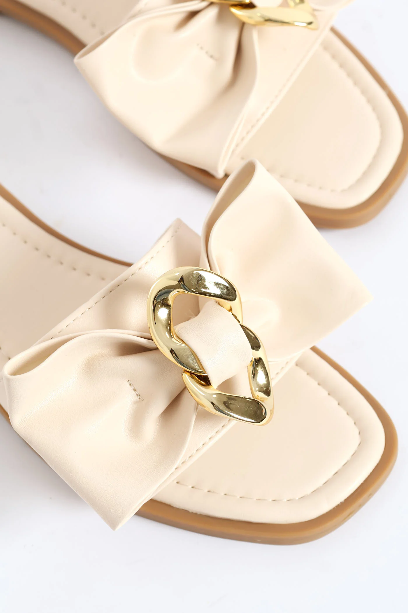 Single Band Sandal With Bow Detail - Off White - Image 2