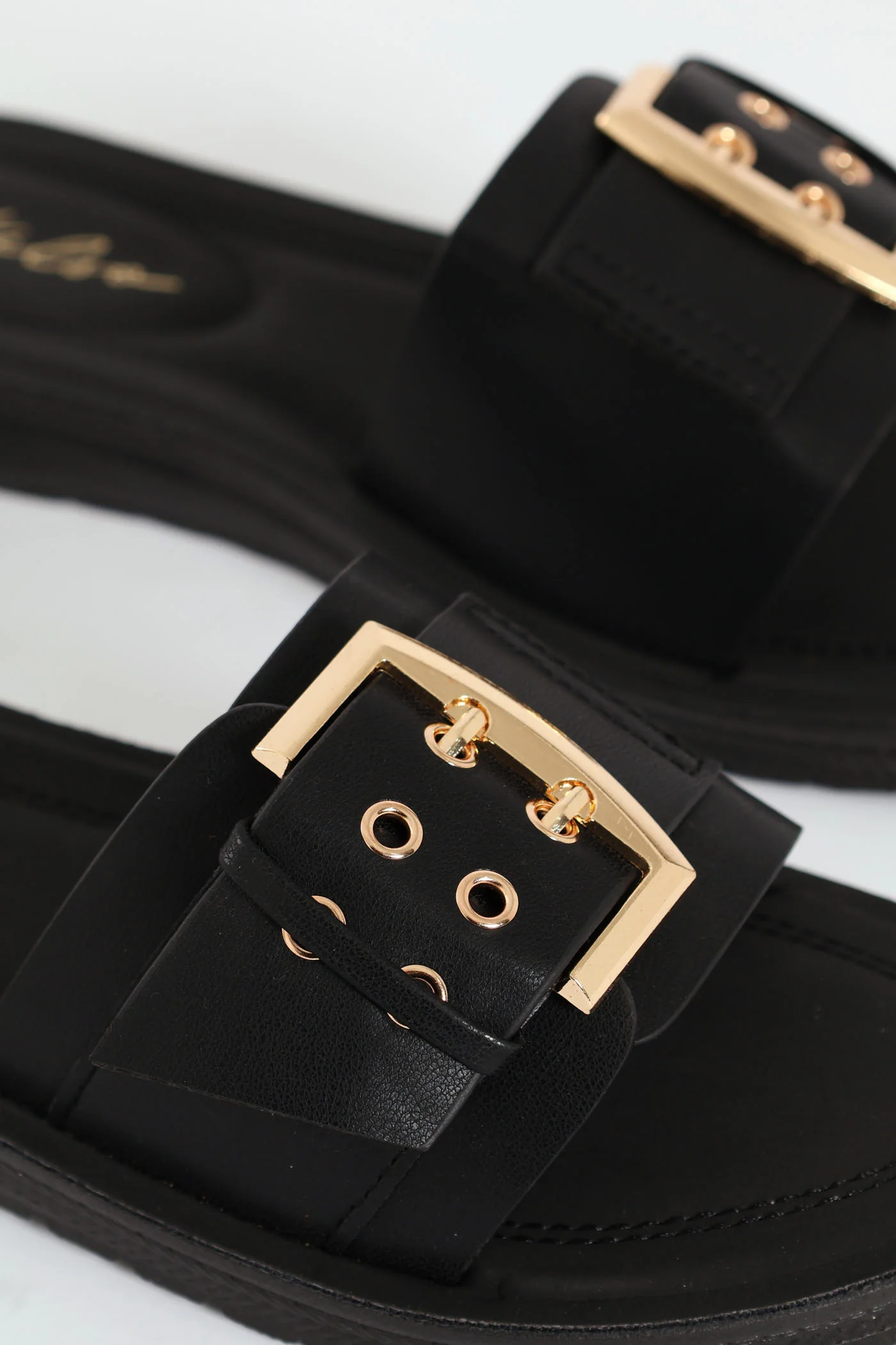 Single Banded Mule With Big Buckle Detail - Black - Image 3