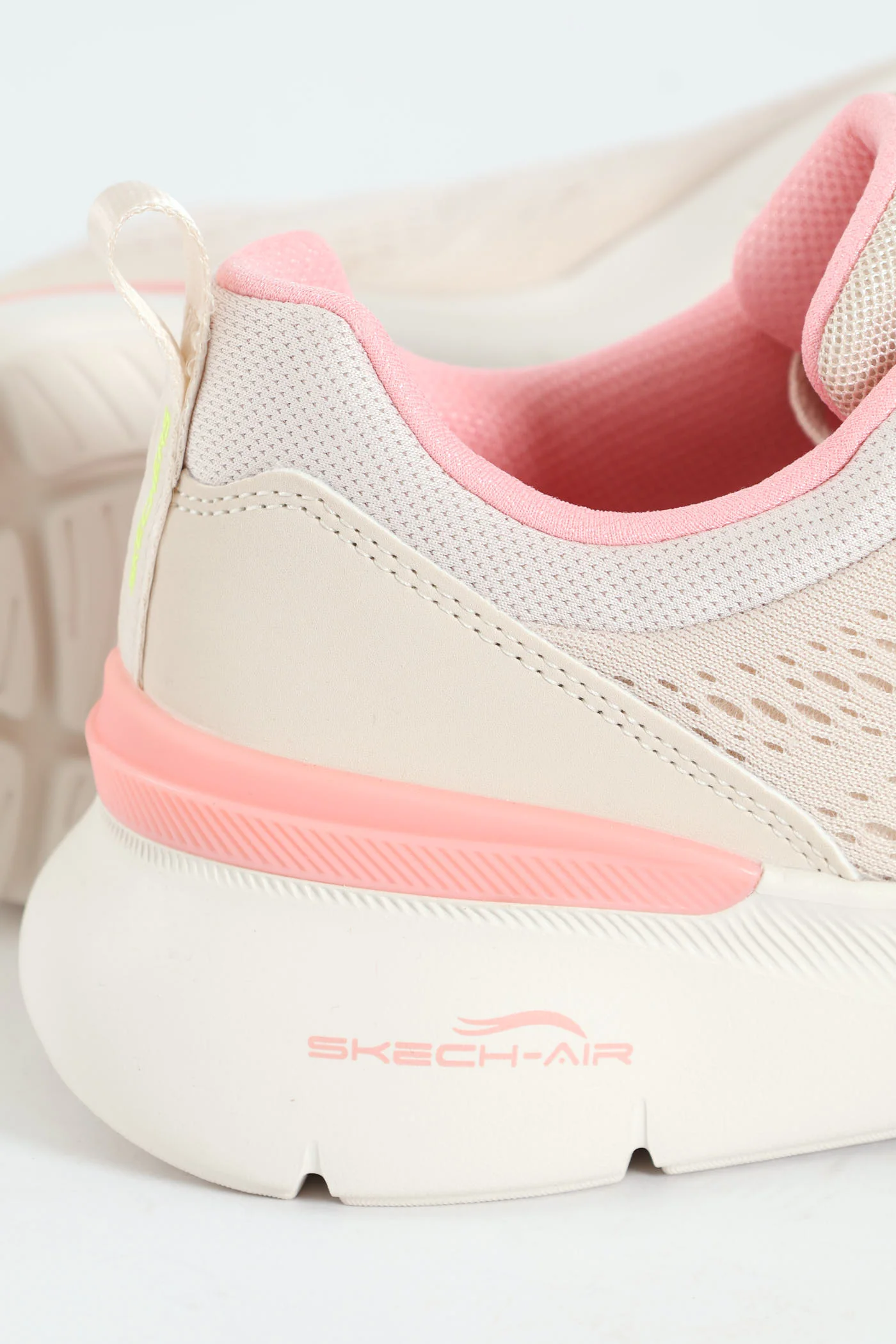 Skech-Air Dynamight 2.0 Sneaker - Light Pink - Image 2