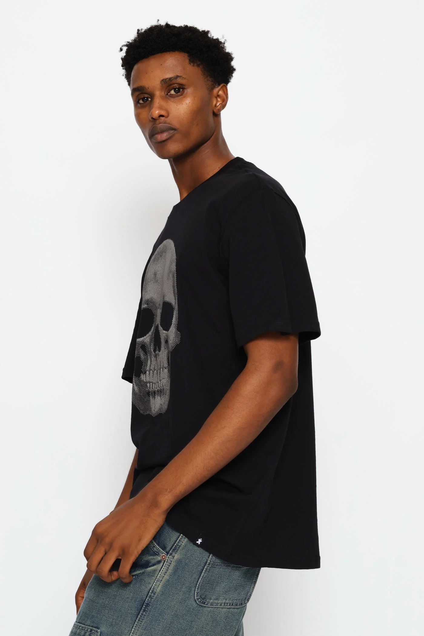 Skull Print Tee - Black - Image 5