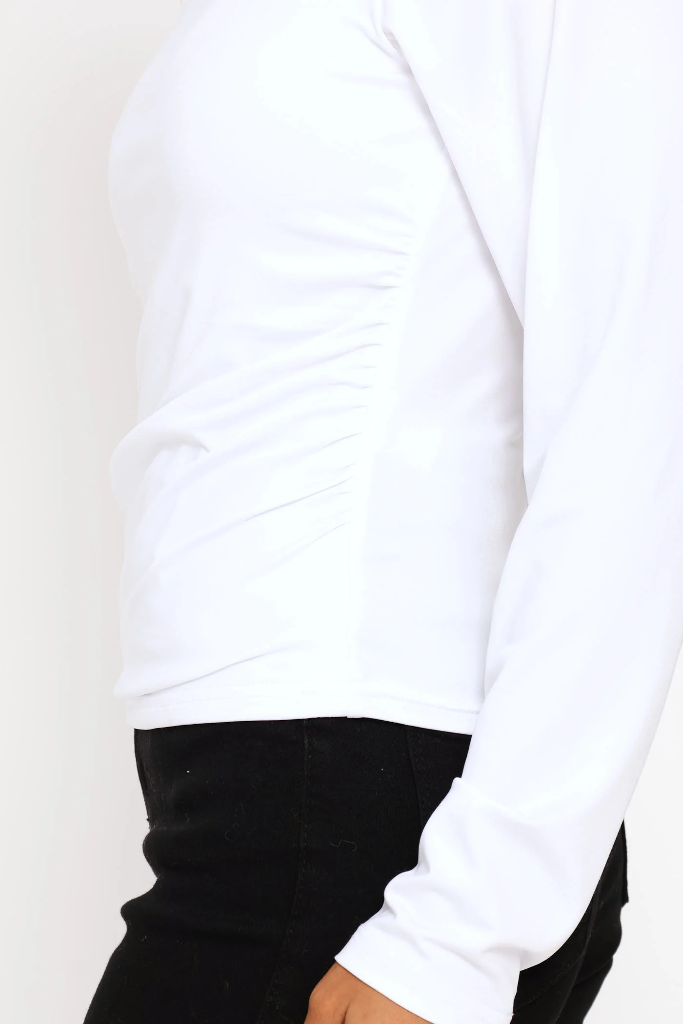 Slash Neck Ruched Side Polyamide Tee - White - Image 2