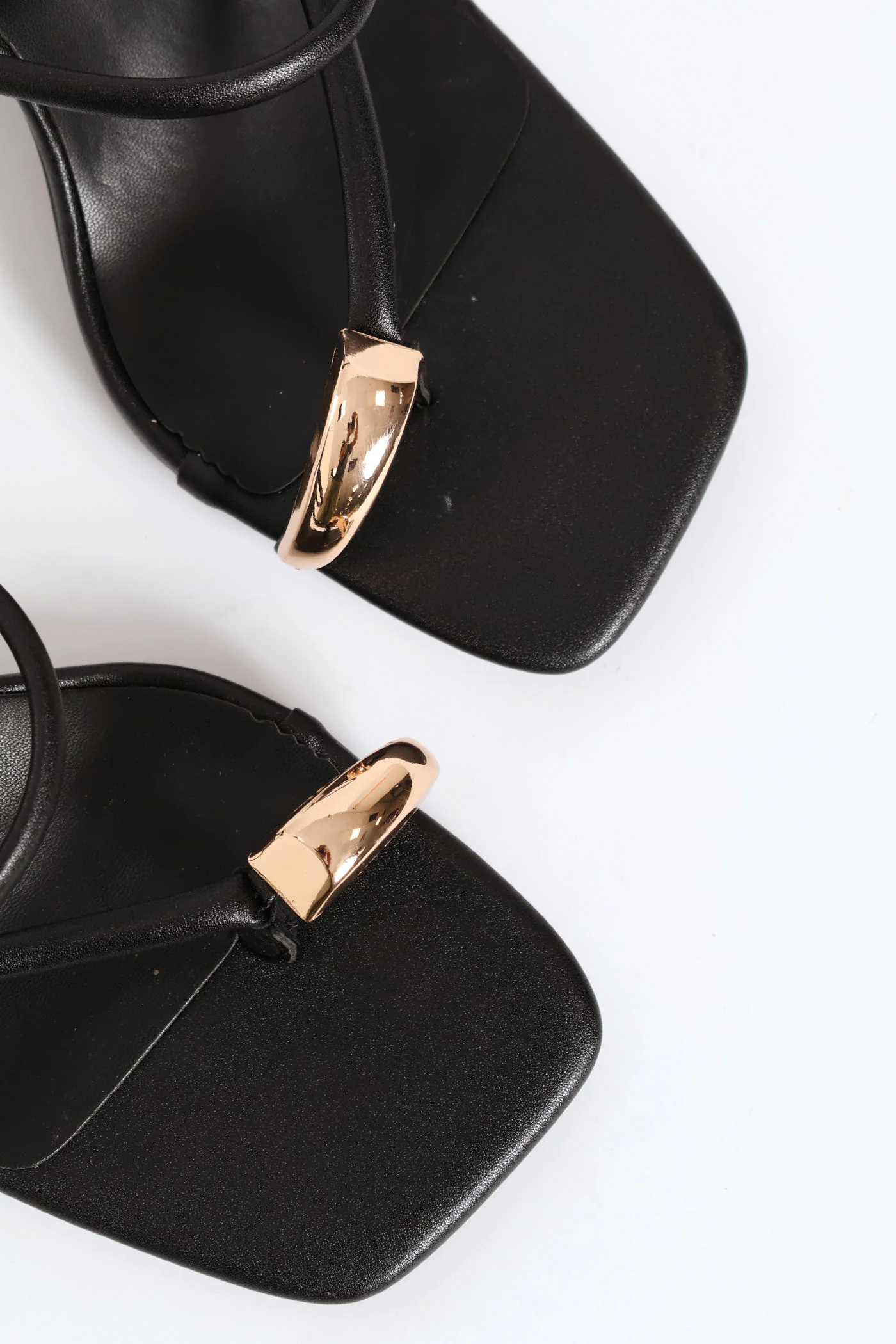 Slip On Toe Post Mule Heel - Black - Image 2
