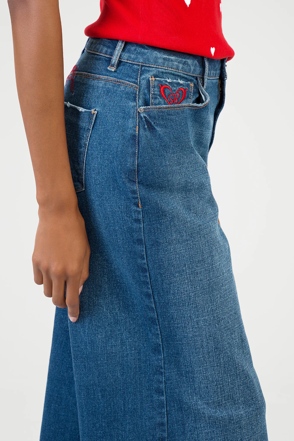 Sloane: Mid Waist Embroidered Detail Wide Leg Denim - Dark Wash - Image 7