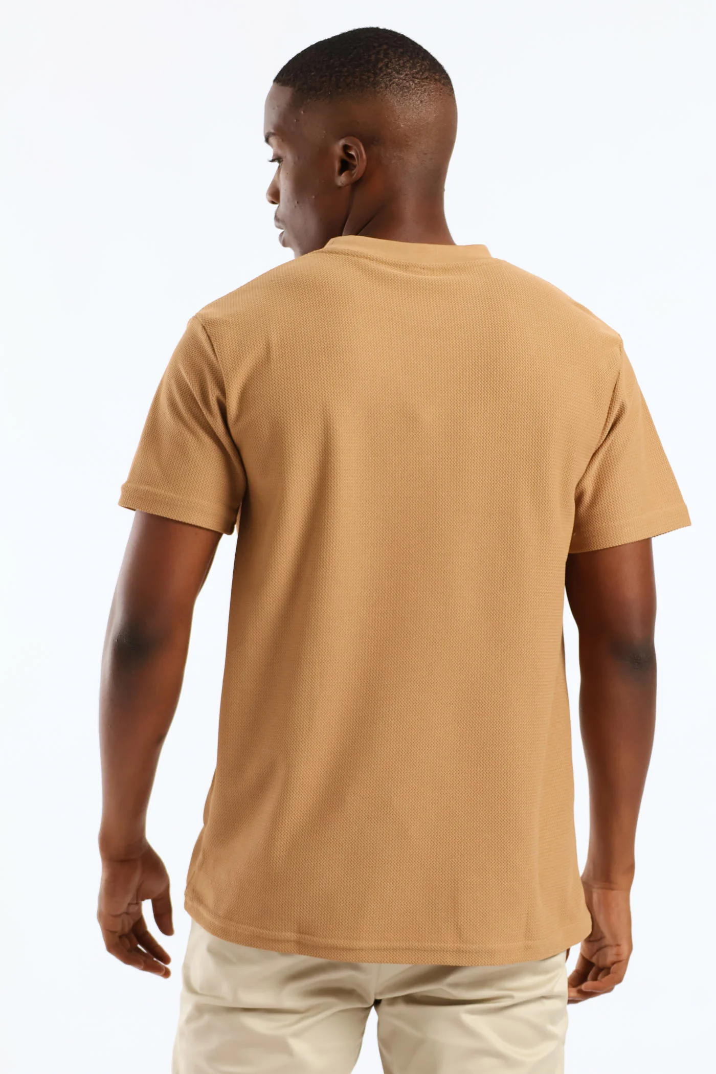 Smart Jacquard Tee - Brown - Image 5
