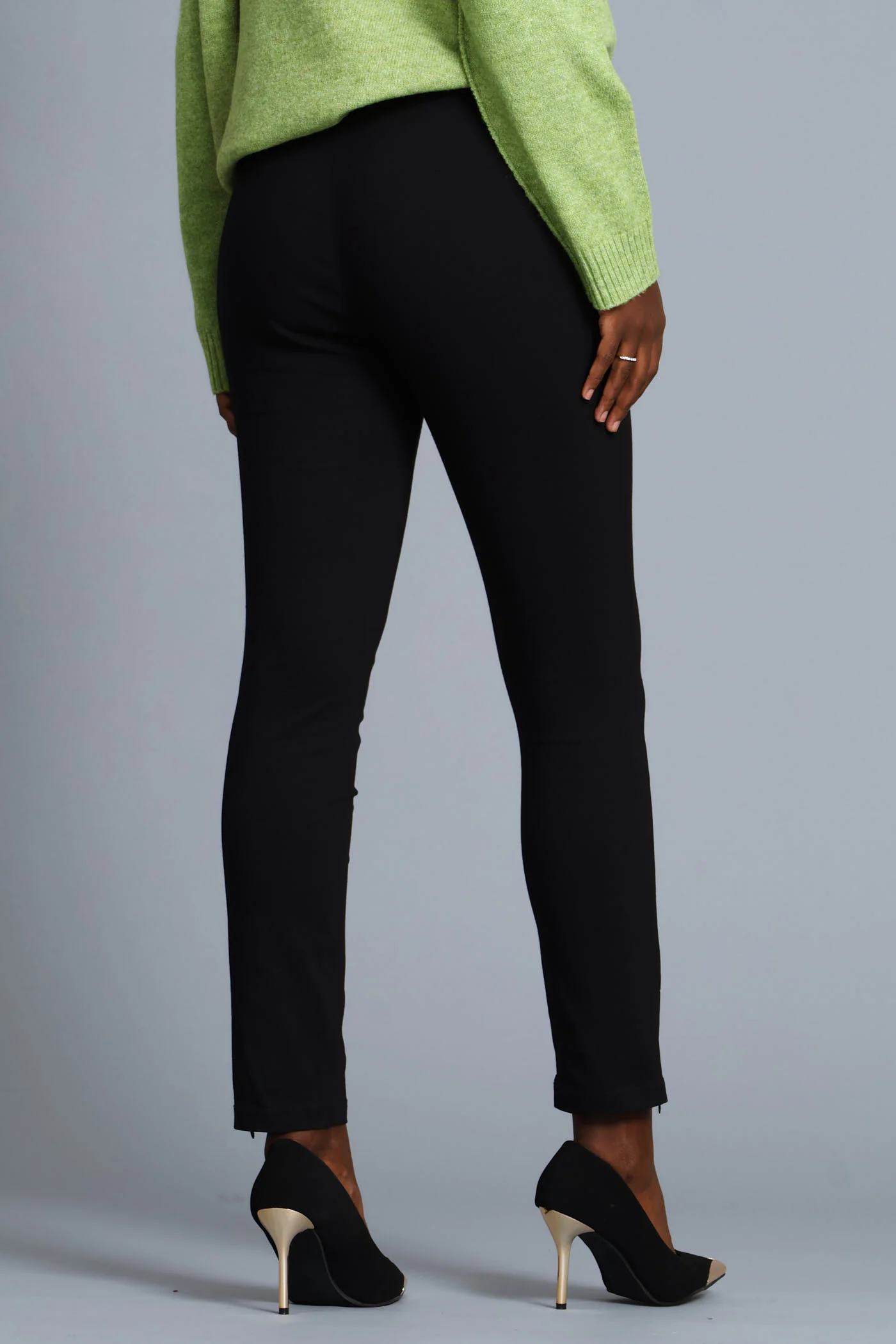 Smart Zip Hem Skinny Pant - Black - Image 4