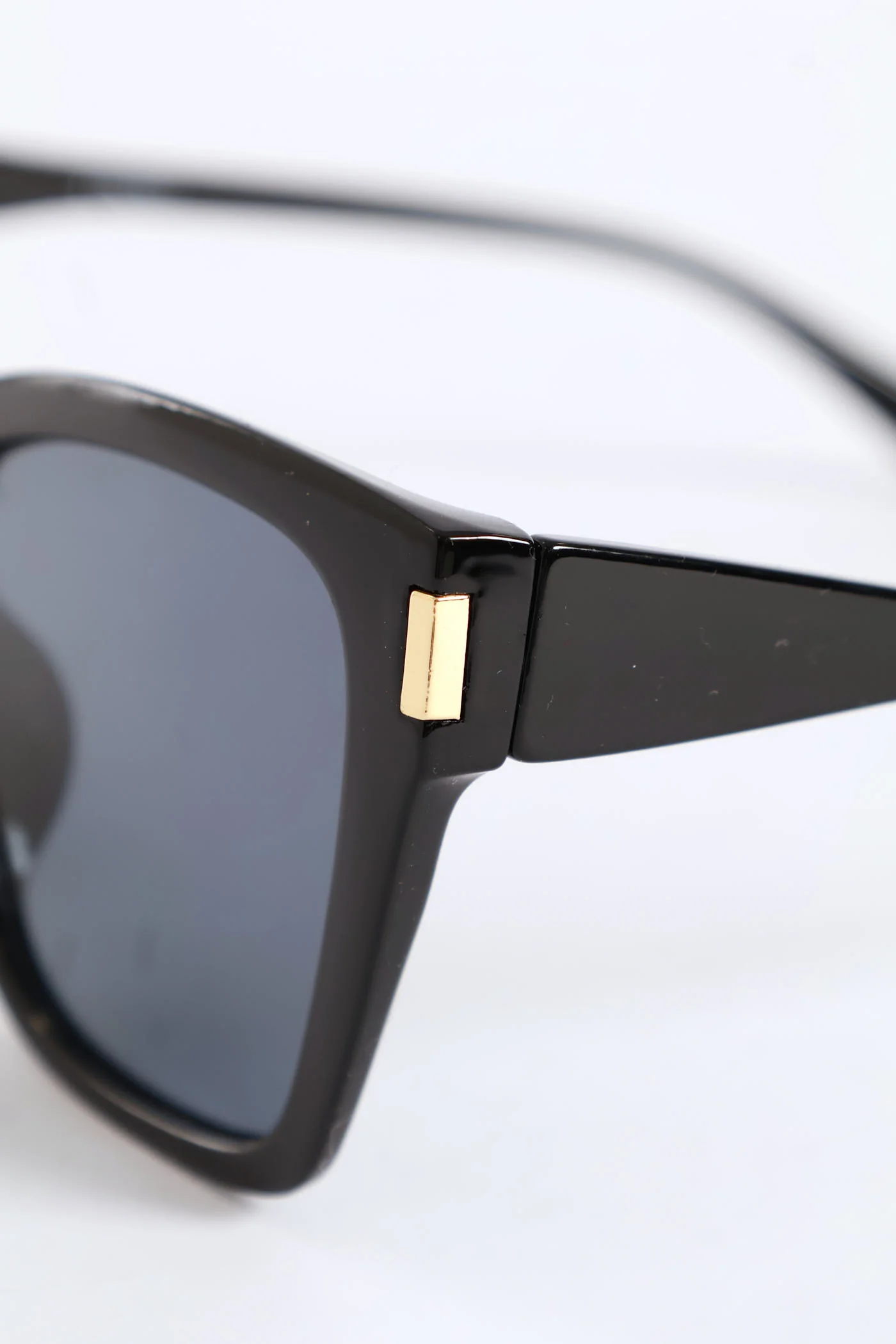 Smoke Lens Sunglasses - Black - Image 2