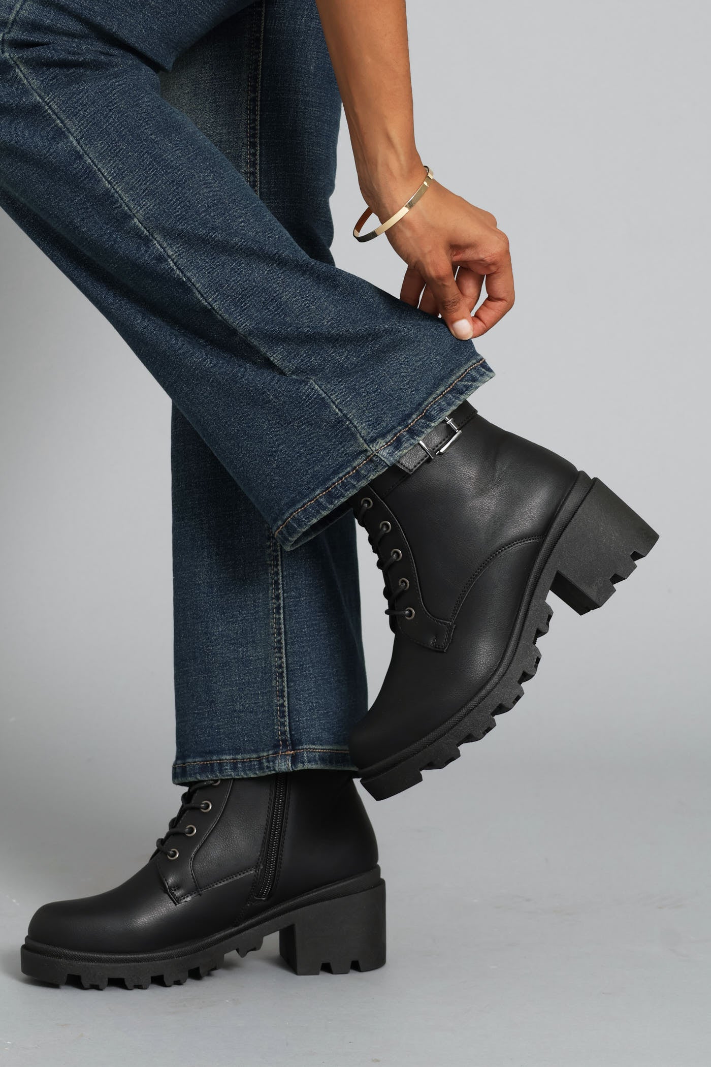 Sock Detail Trim Chunky Military Boot - Black - Image 4