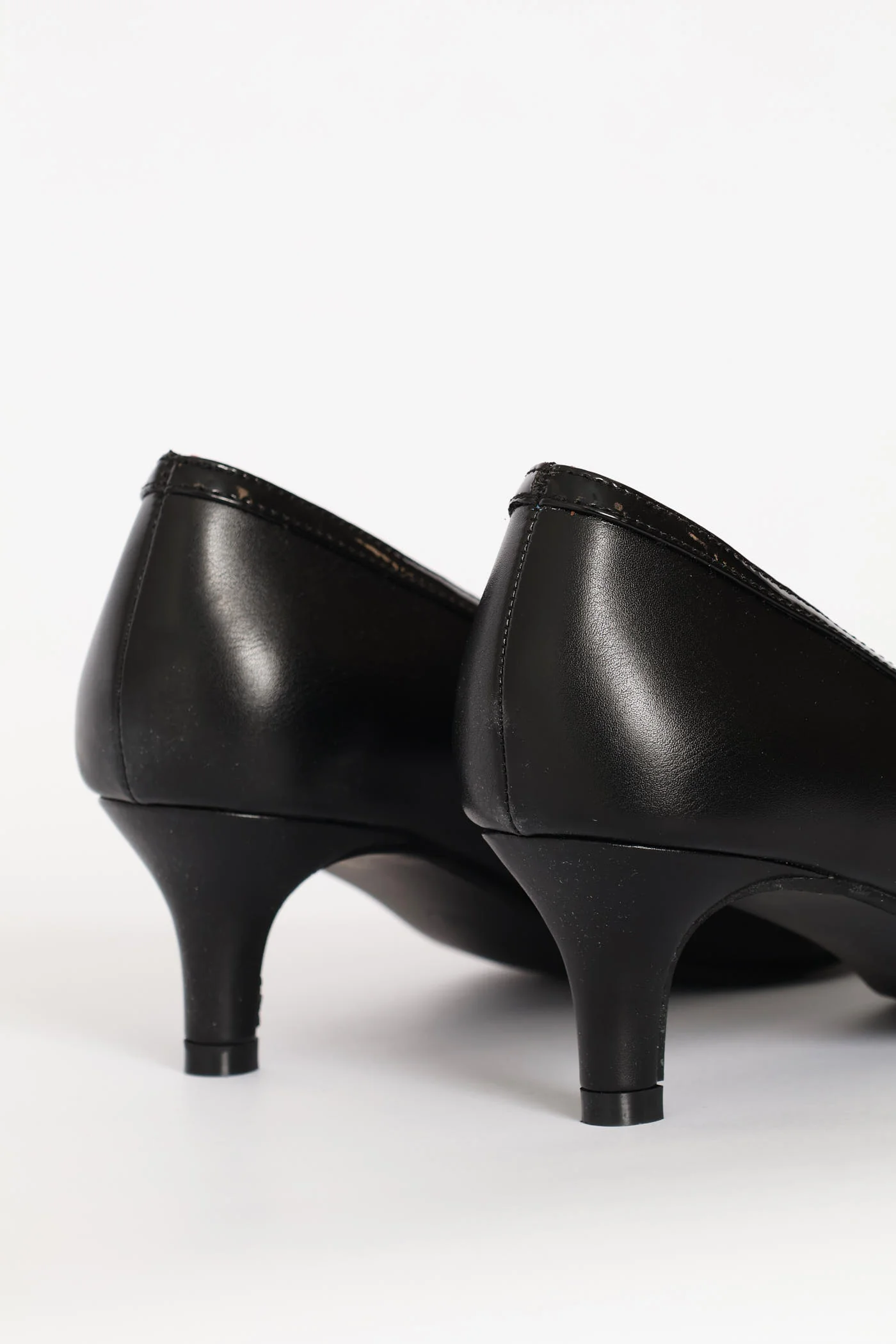 Soft Romney  Block Heel - Black - Image 5