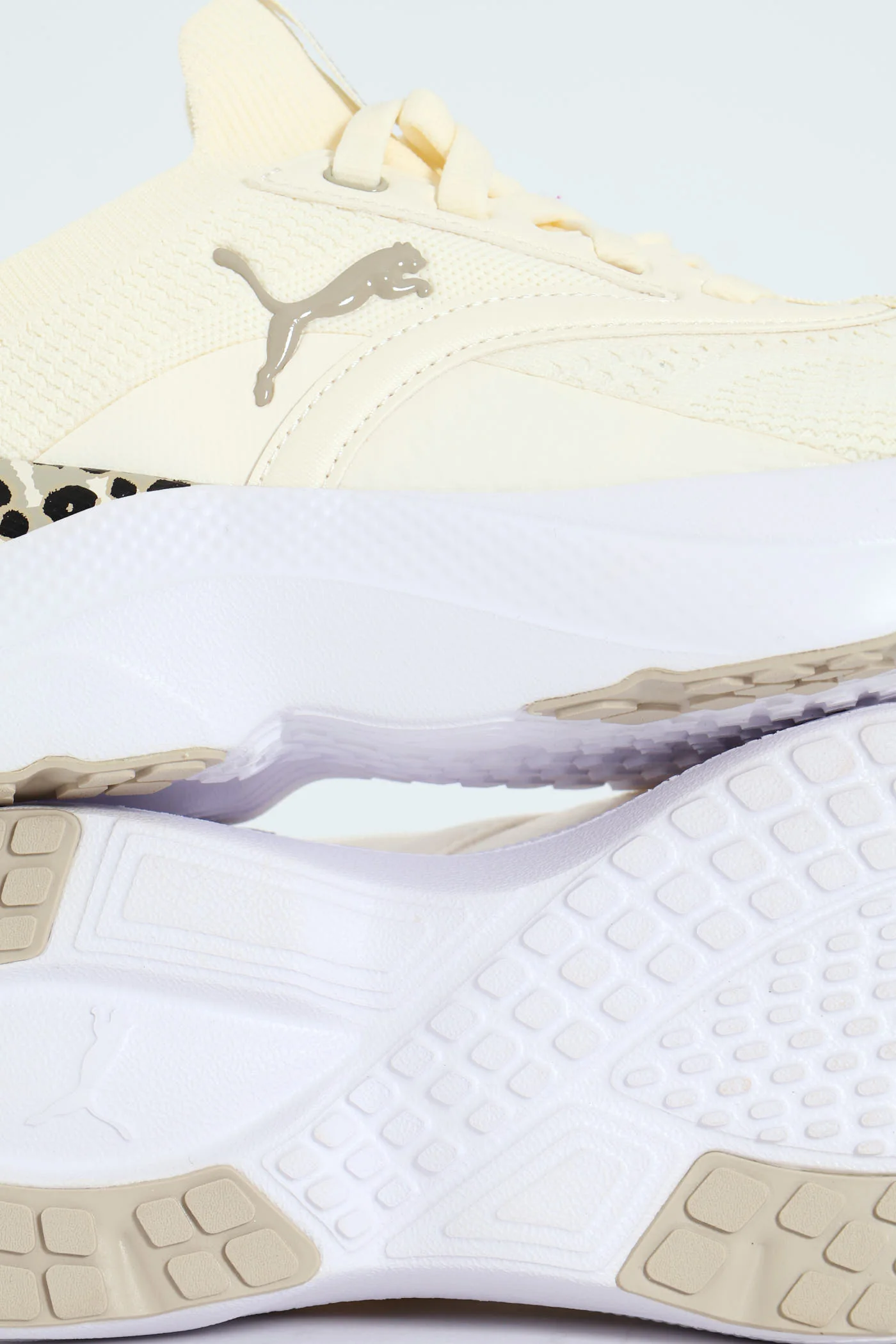 Softride Mayve Hybrid Skins Sneaker - Ivory - Image 2