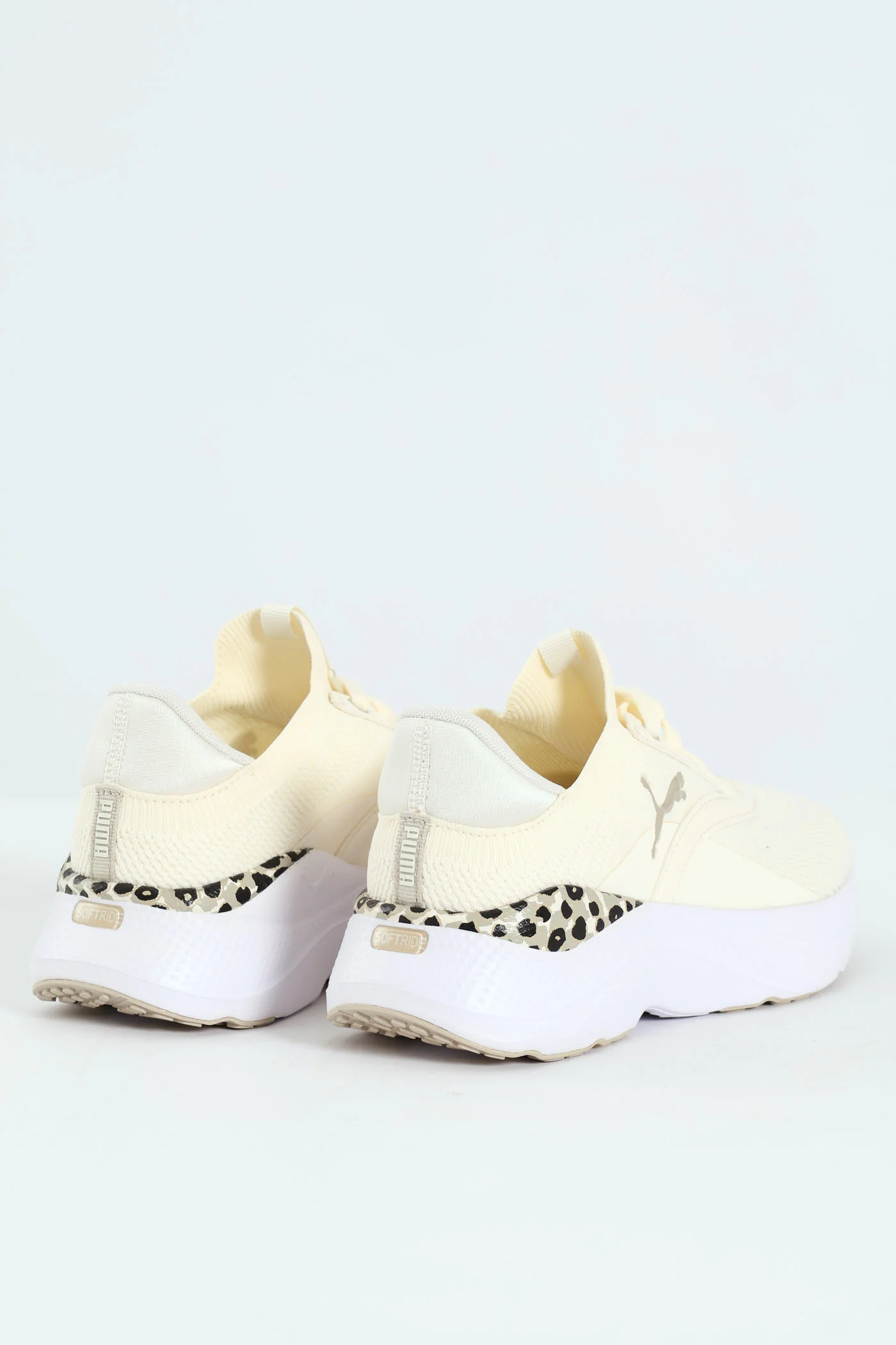 Softride Mayve Hybrid Skins Sneaker - Ivory - Image 5