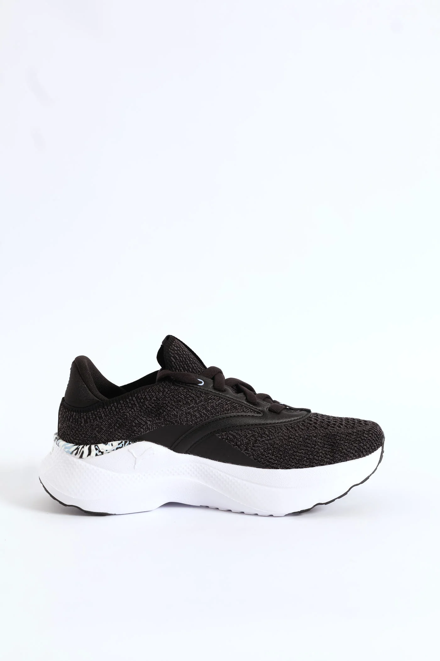 Softride Mayve Mystic Sneaker - Black - Image 3