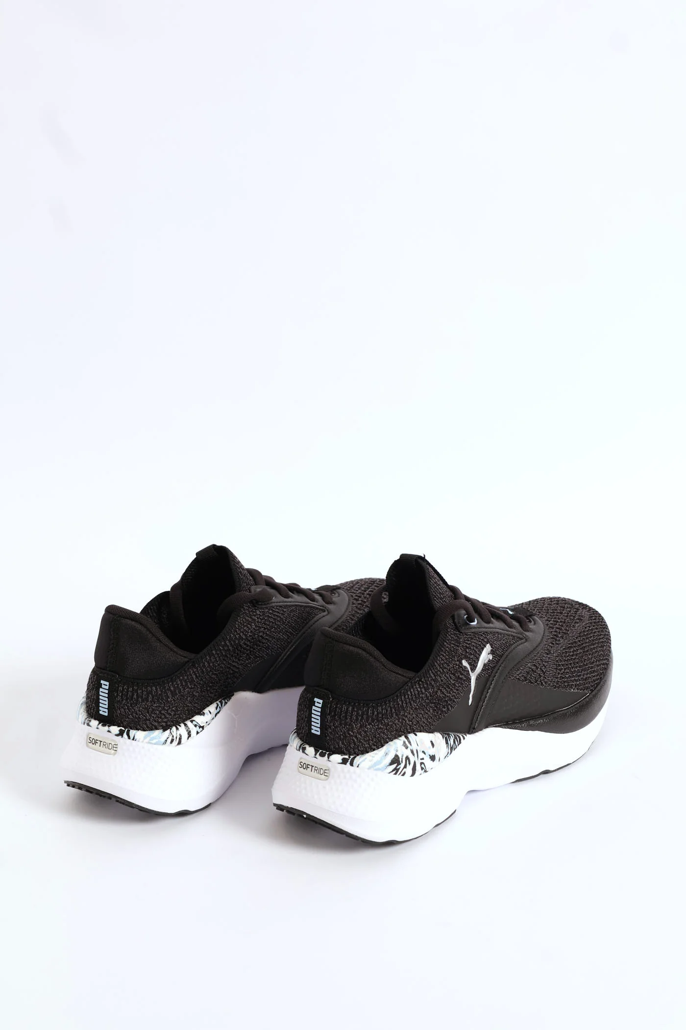 Softride Mayve Mystic Sneaker - Black - Image 5