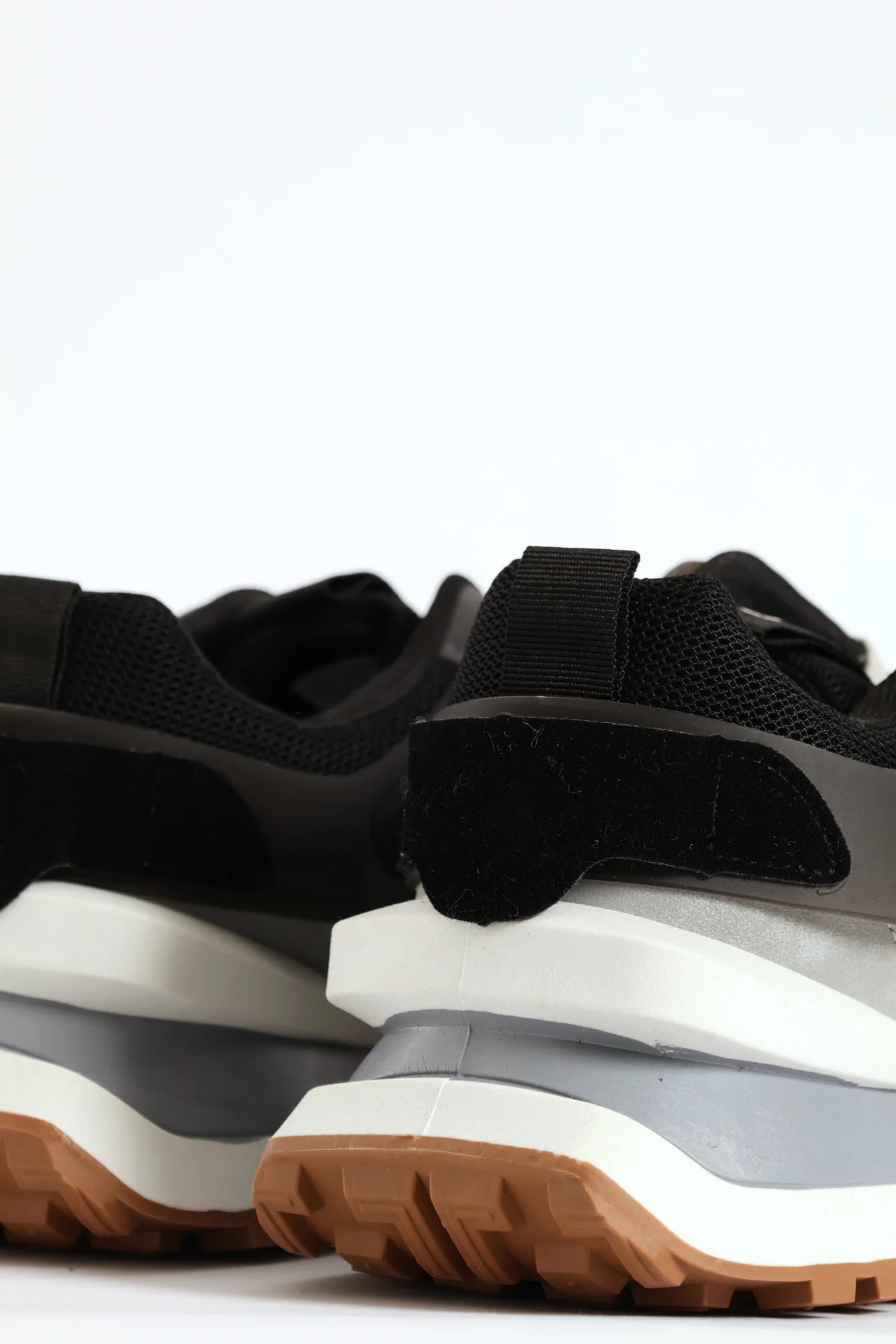 Spirex 1 Nubuck Mesh Panelled Trainer - Grey - Image 7