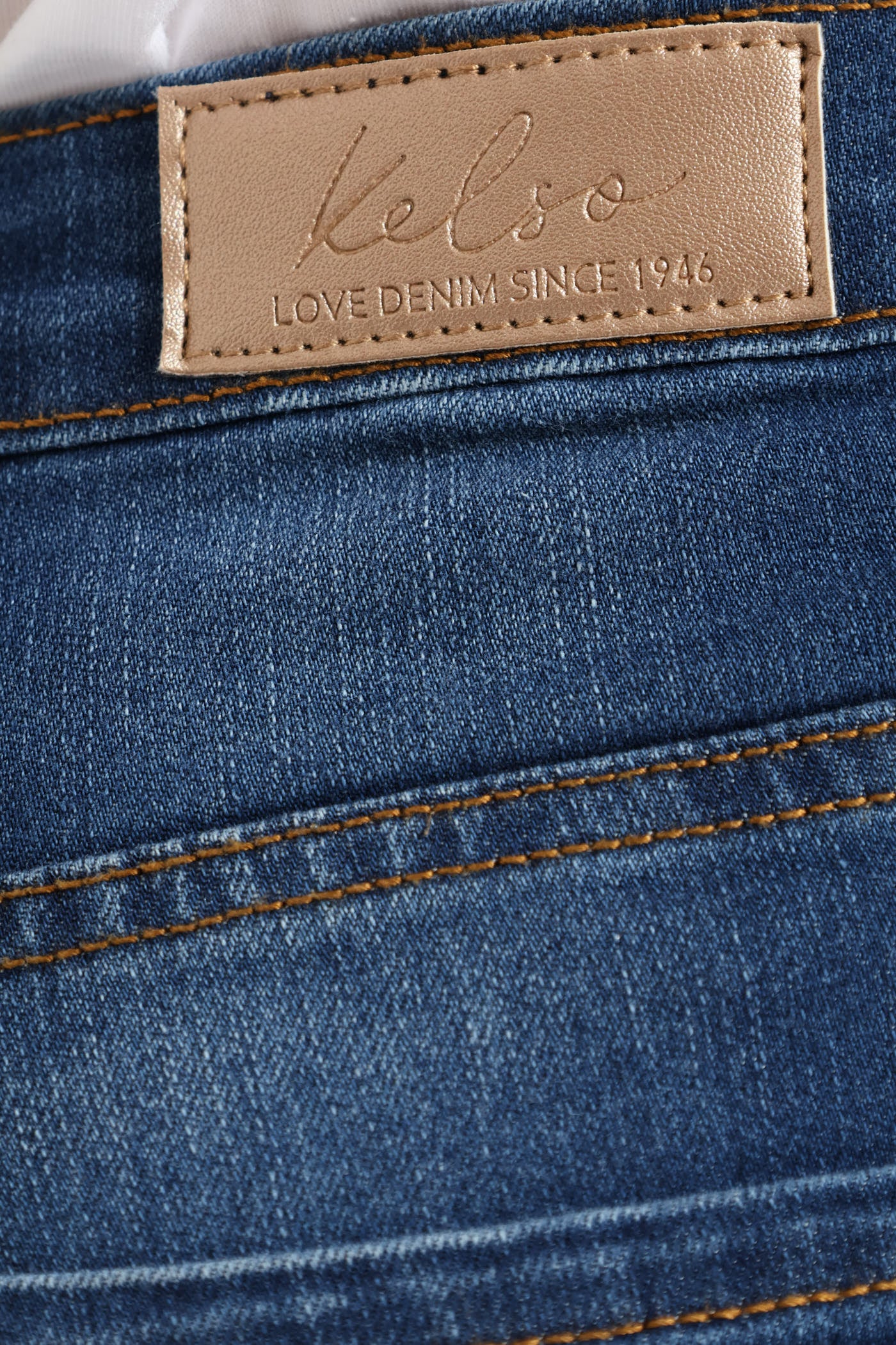 Split Hem Skinny Supersoft Denim Capri Short - Mid Wash - Image 5