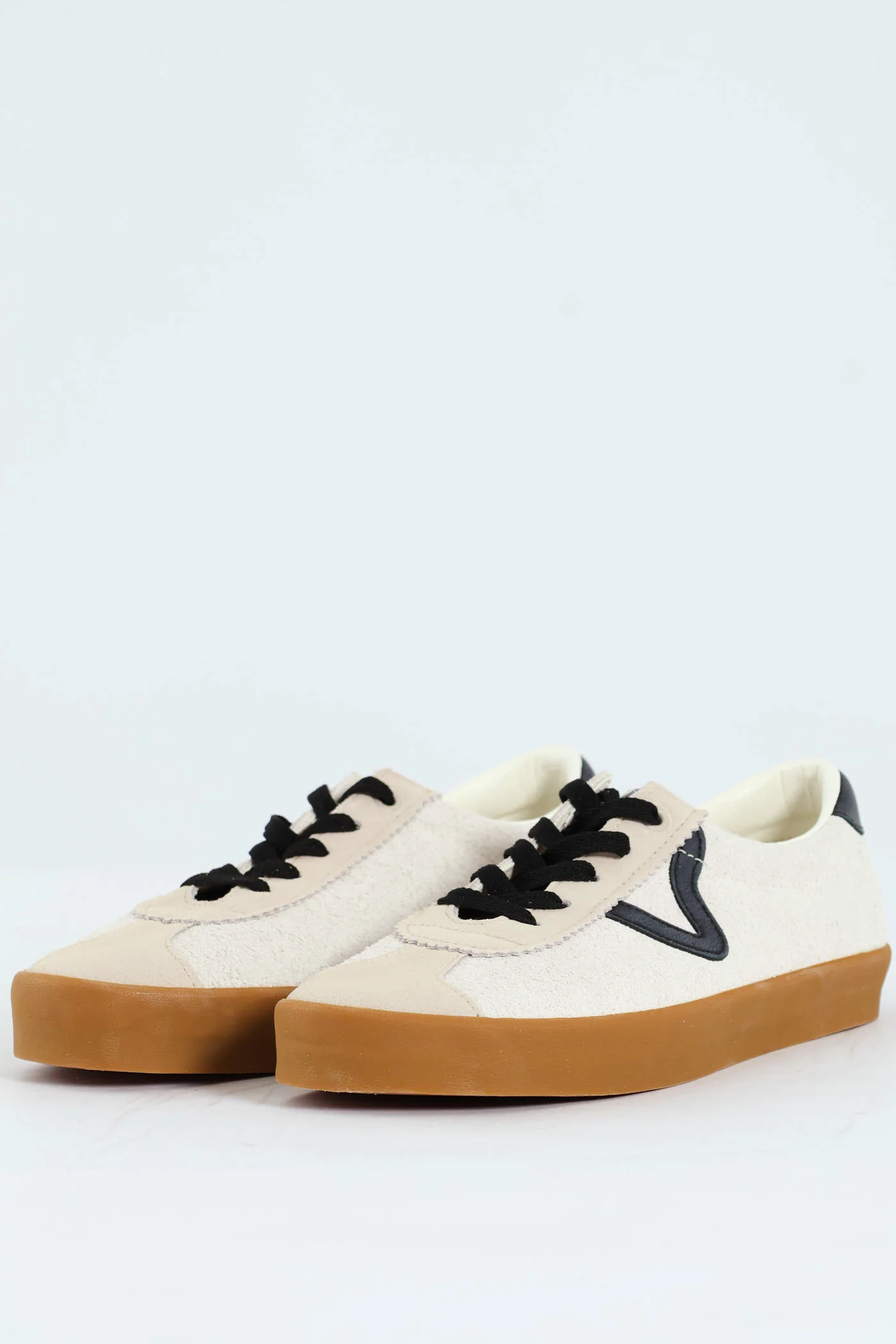 Sport Low Vulcanised Lace Up Sneaker - Off White - Image 3