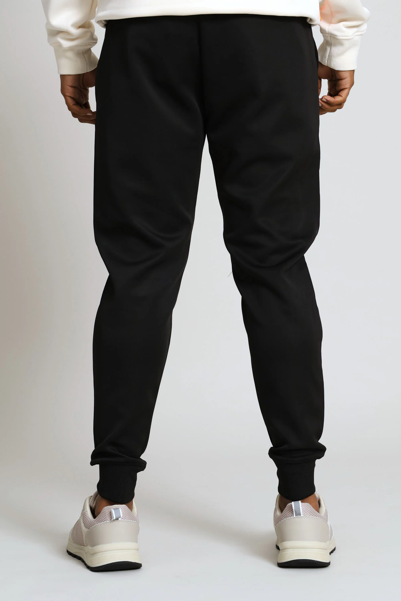 Sprinter Trackpant - Black - Image 4