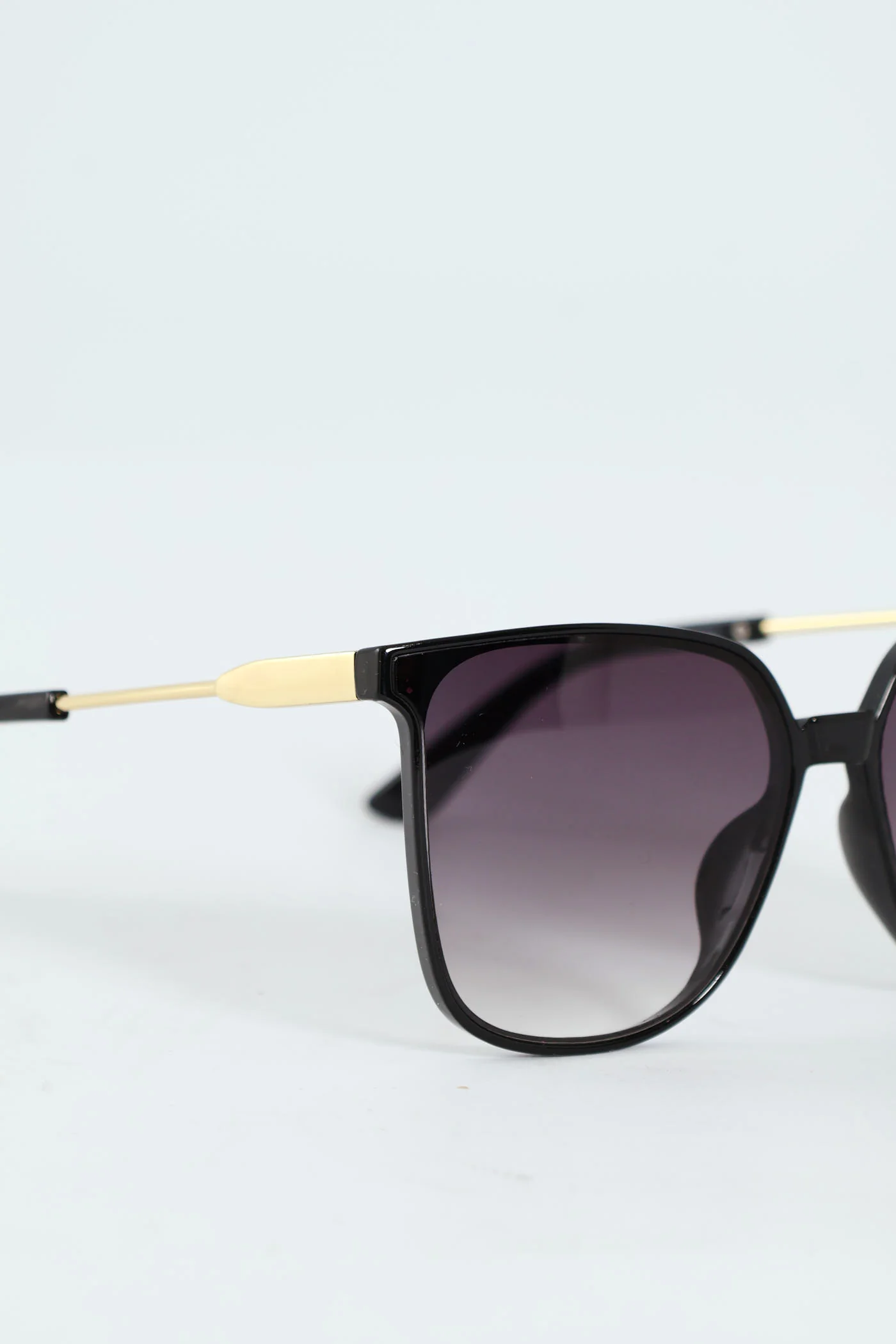 Square Cat Eye Gold Temple Smoke Gradient Sunglasses - Black - Image 2