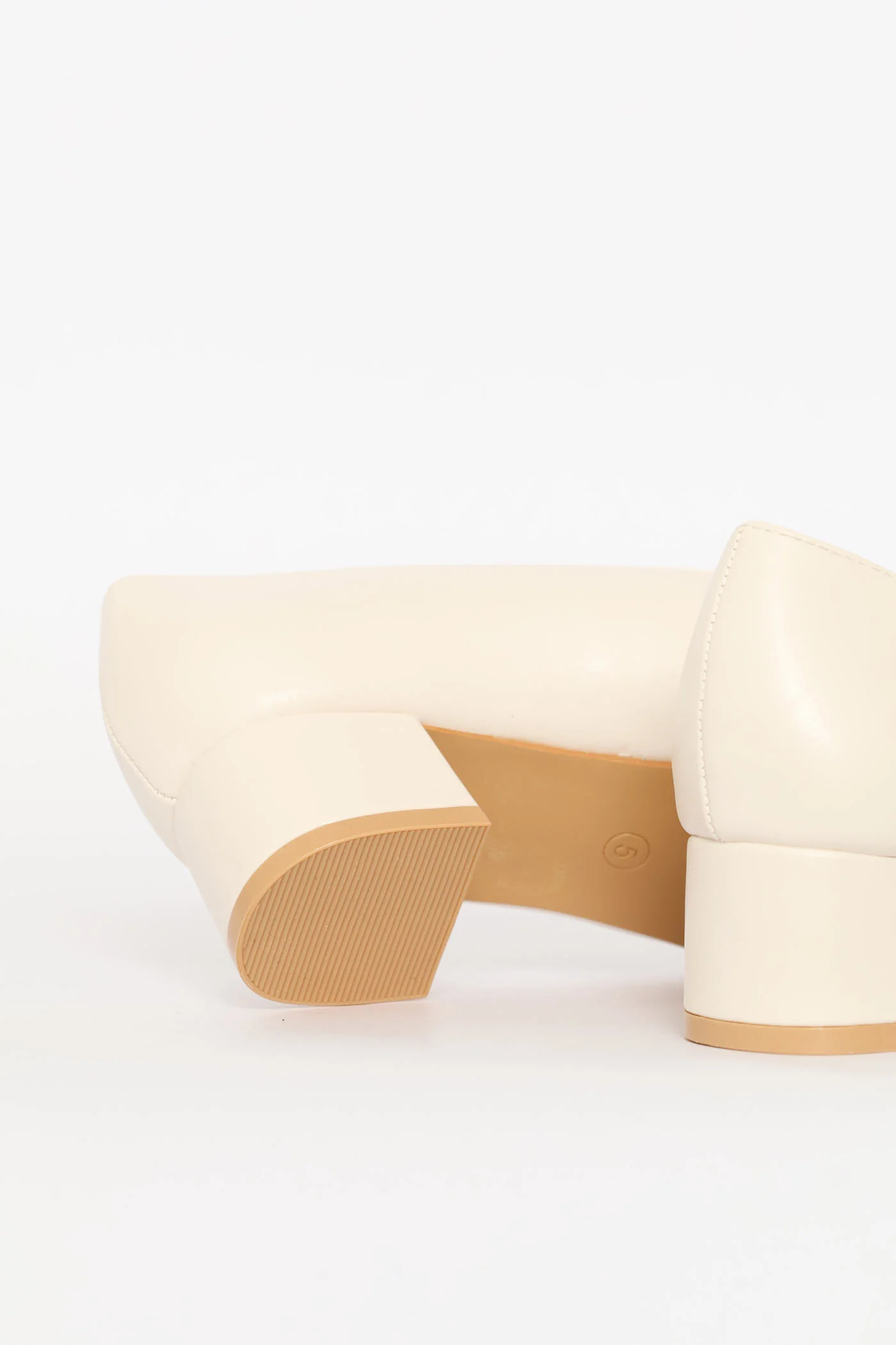 Square Toe Block Court Heel - Off White - Image 5