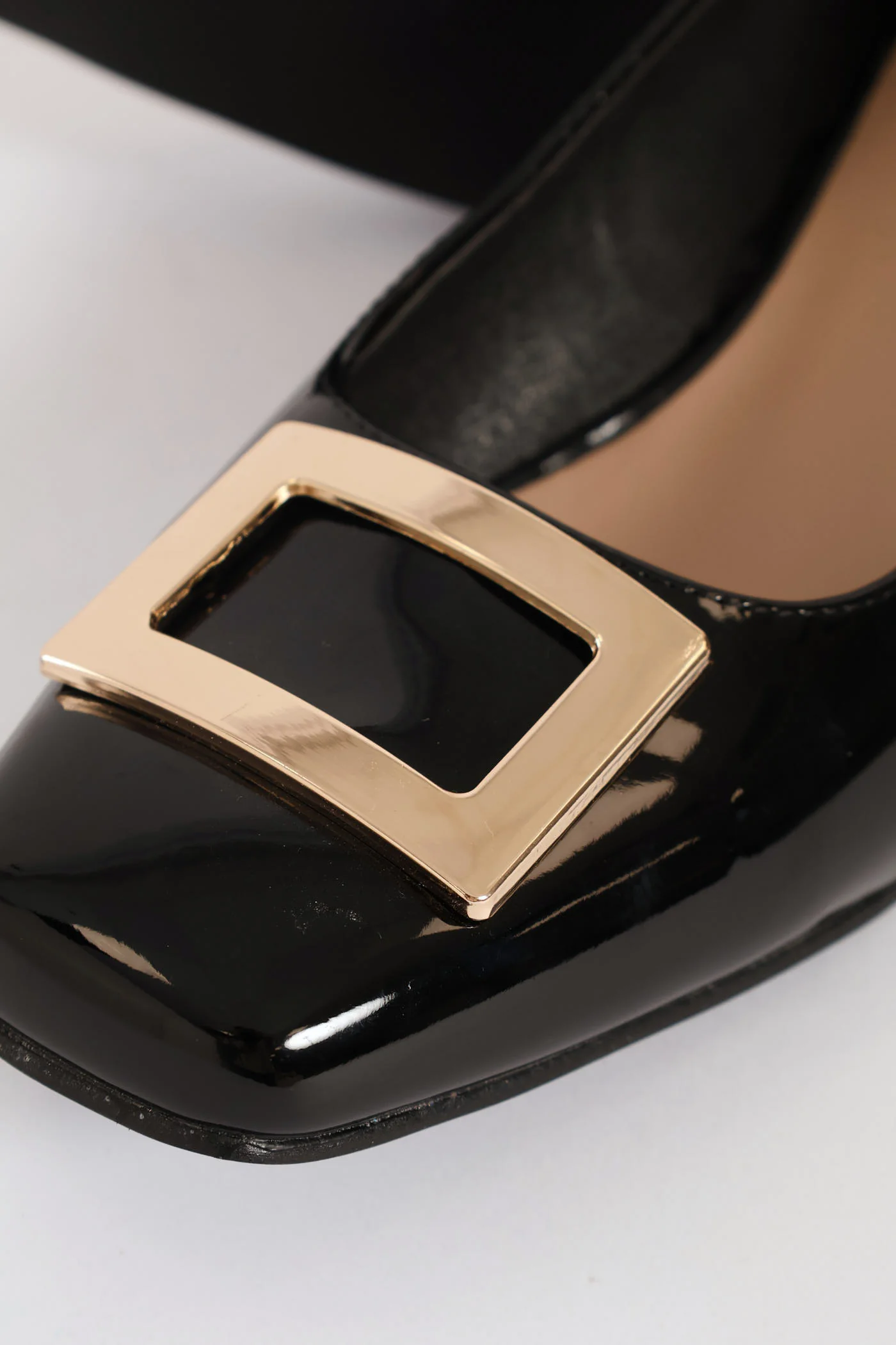 Square Toe Block Court Heel With Trim - Black - Image 2