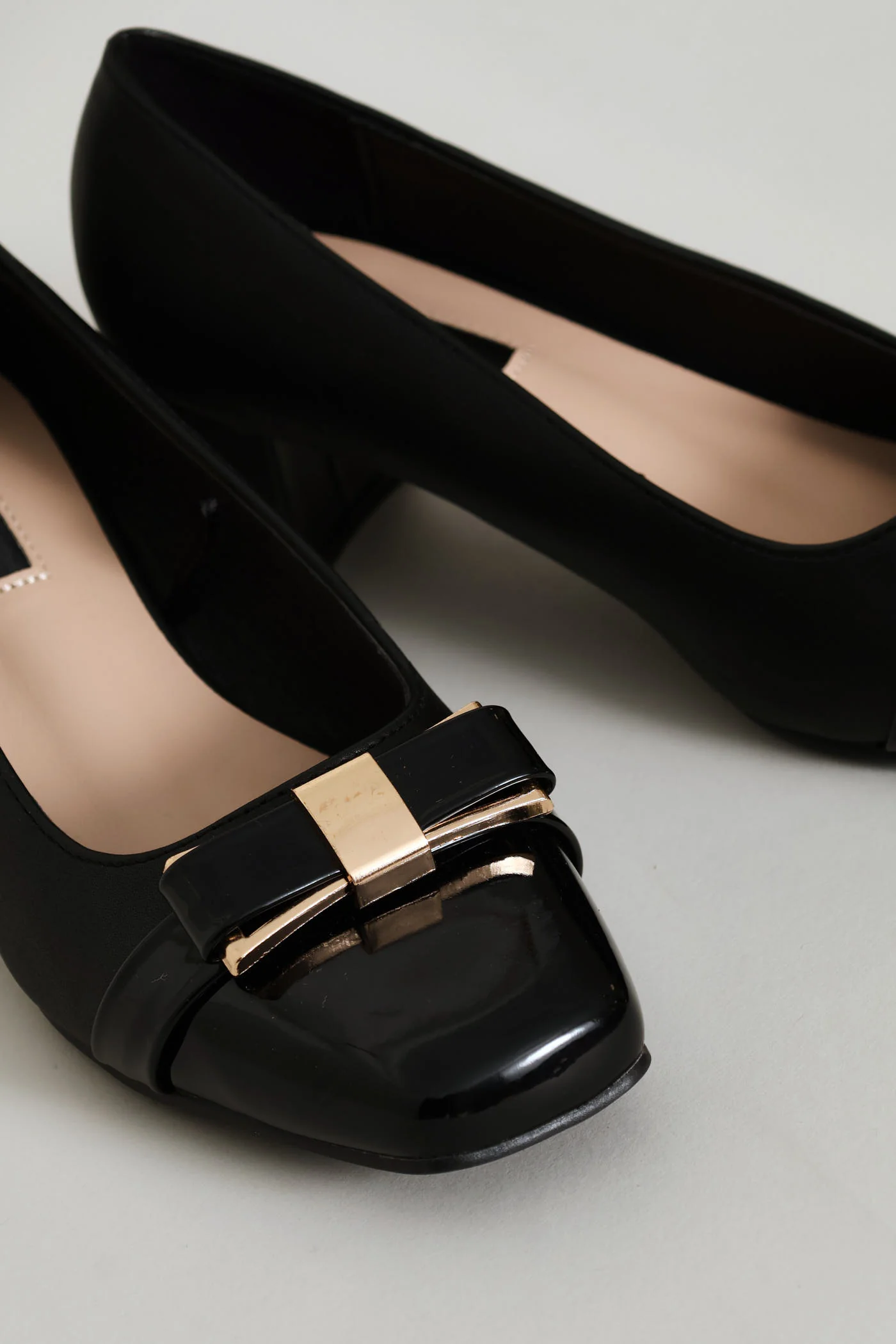 Square Toe Court Block Heel - Black - Image 2