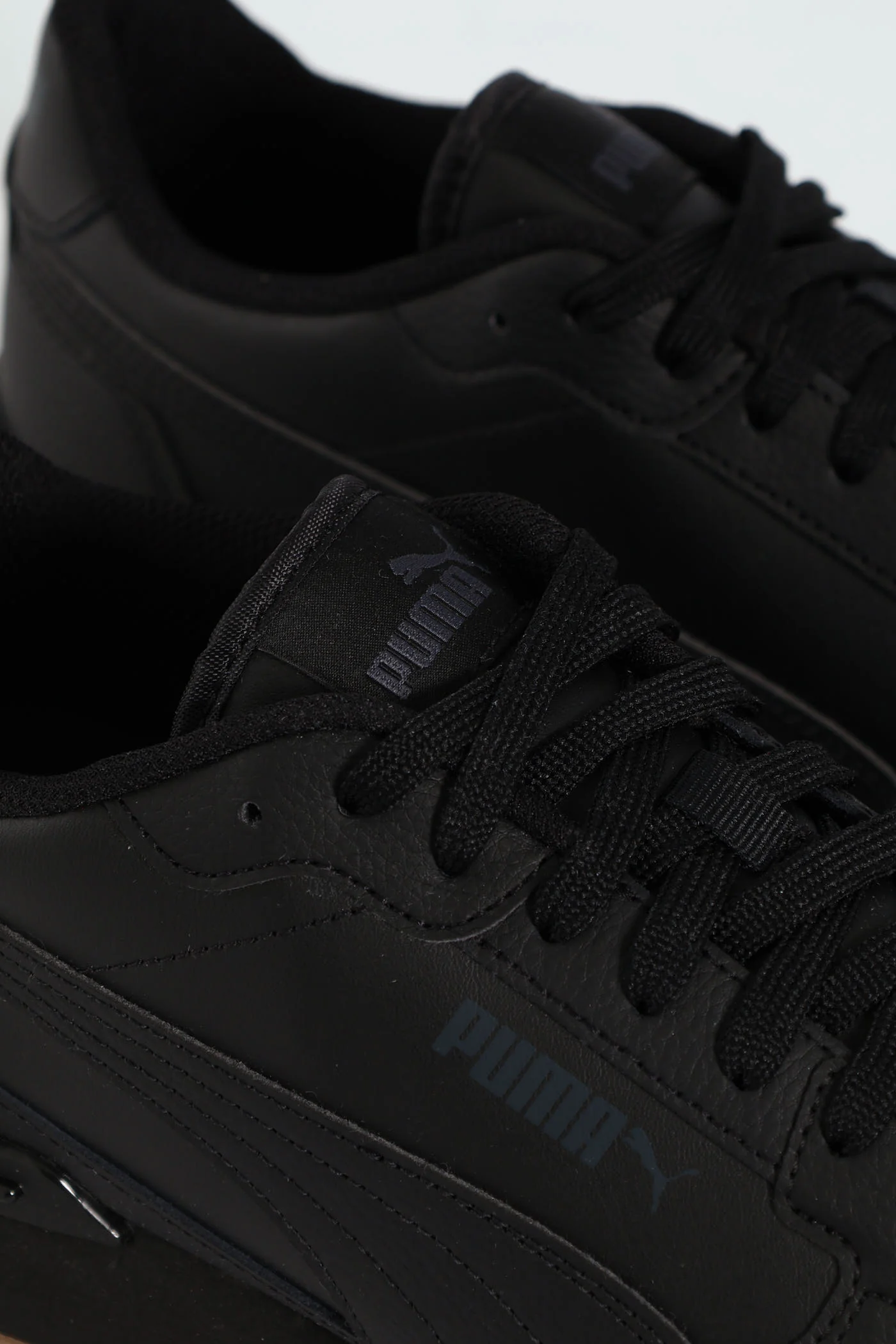 Street Runner V4 L Retro Sneaker - Black - Image 2