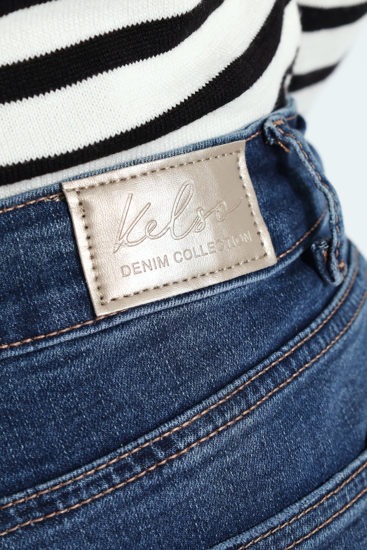 Stud Pocket Crosshatch Mom Jean - Medium Wash - Image 5