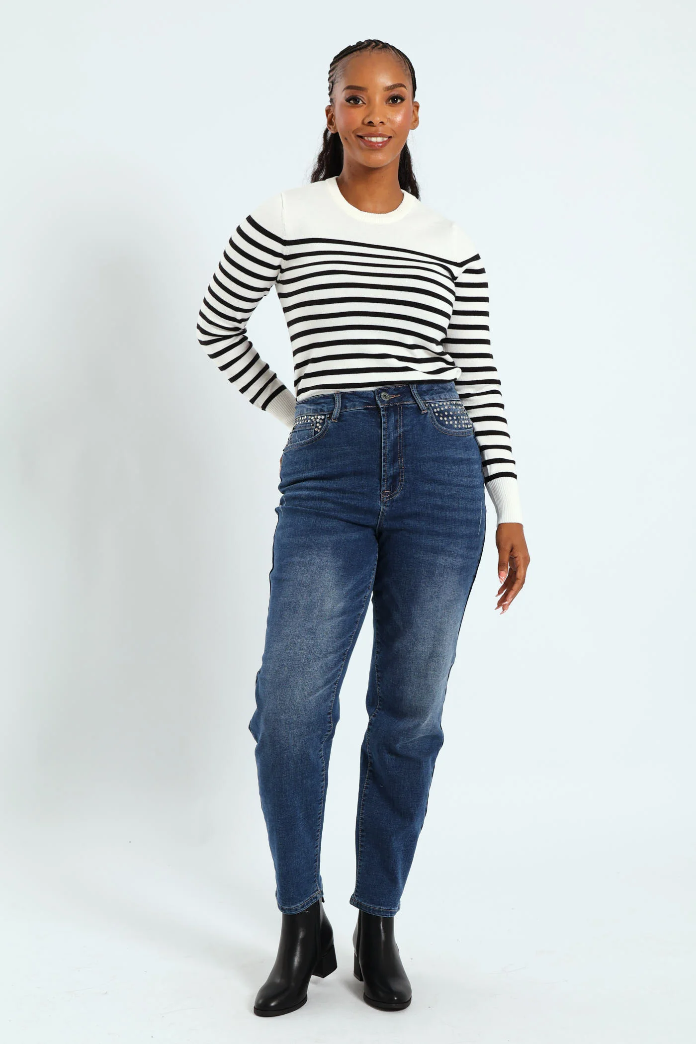 Stud Pocket Crosshatch Mom Jean - Medium Wash - Image 6