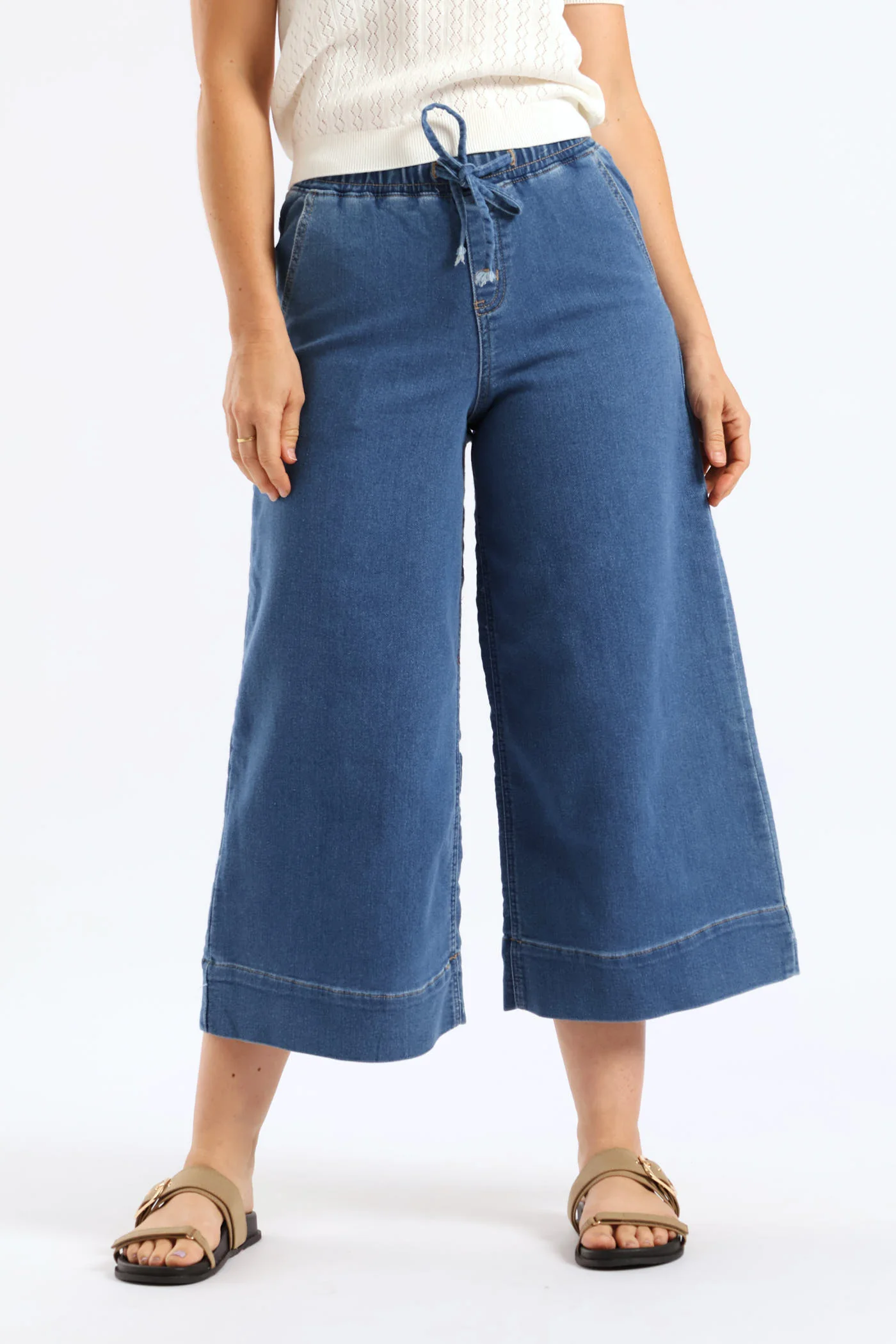 Super High Waist Wide Leg Culotte Jegging  - Mid Wash - Image 2