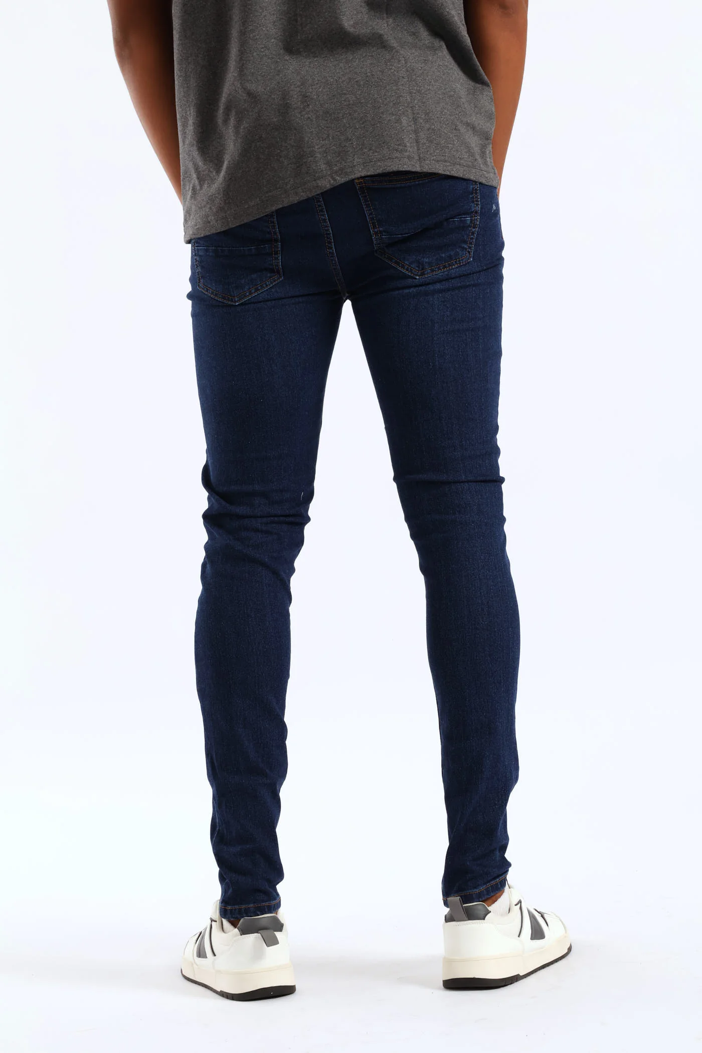 Super Skinny Basic Denim - Dark Wash - Image 4